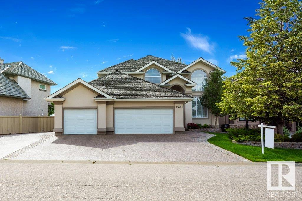 119 St Nw Unit 1320 St #a, Edmonton, AB T6J 7H6