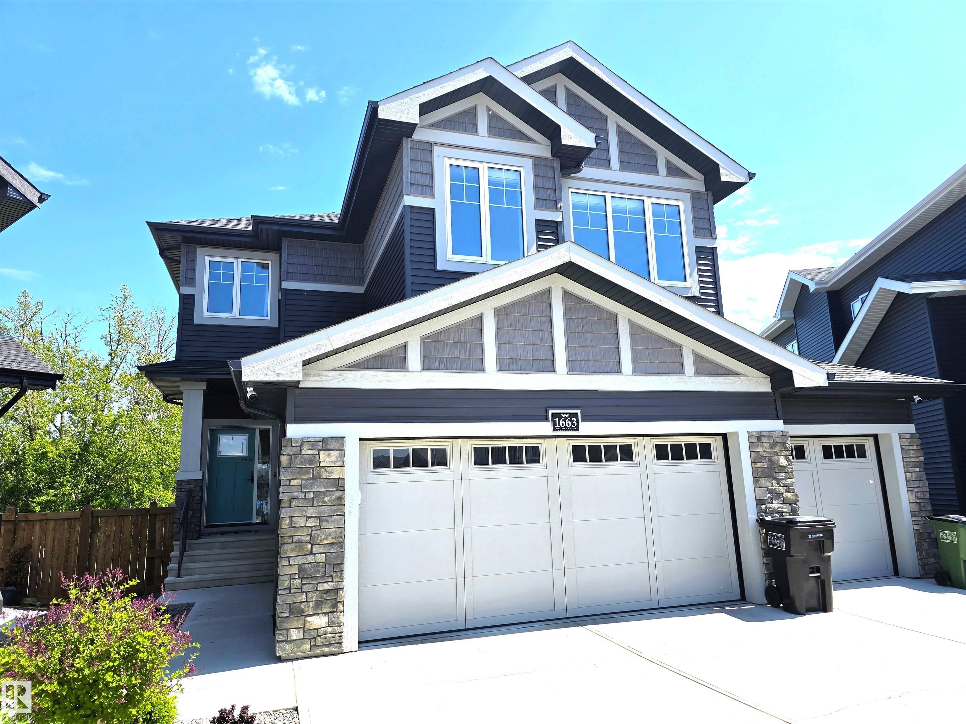 1663 Enright Way NW, Edmonton, AB T6M 0Z2