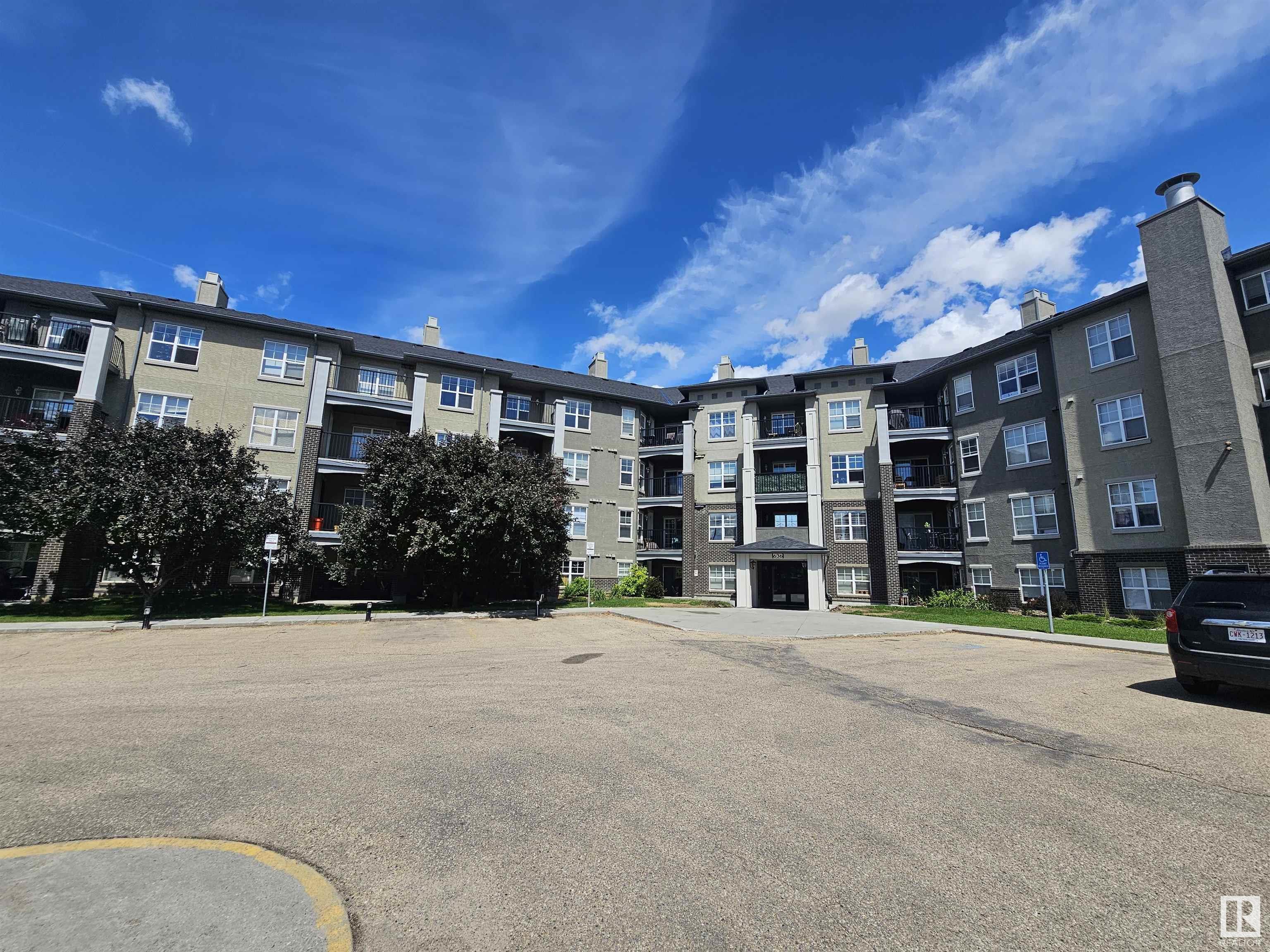 636 Mcallister Loop Southwest #314, Edmonton, AB T6W 1N4