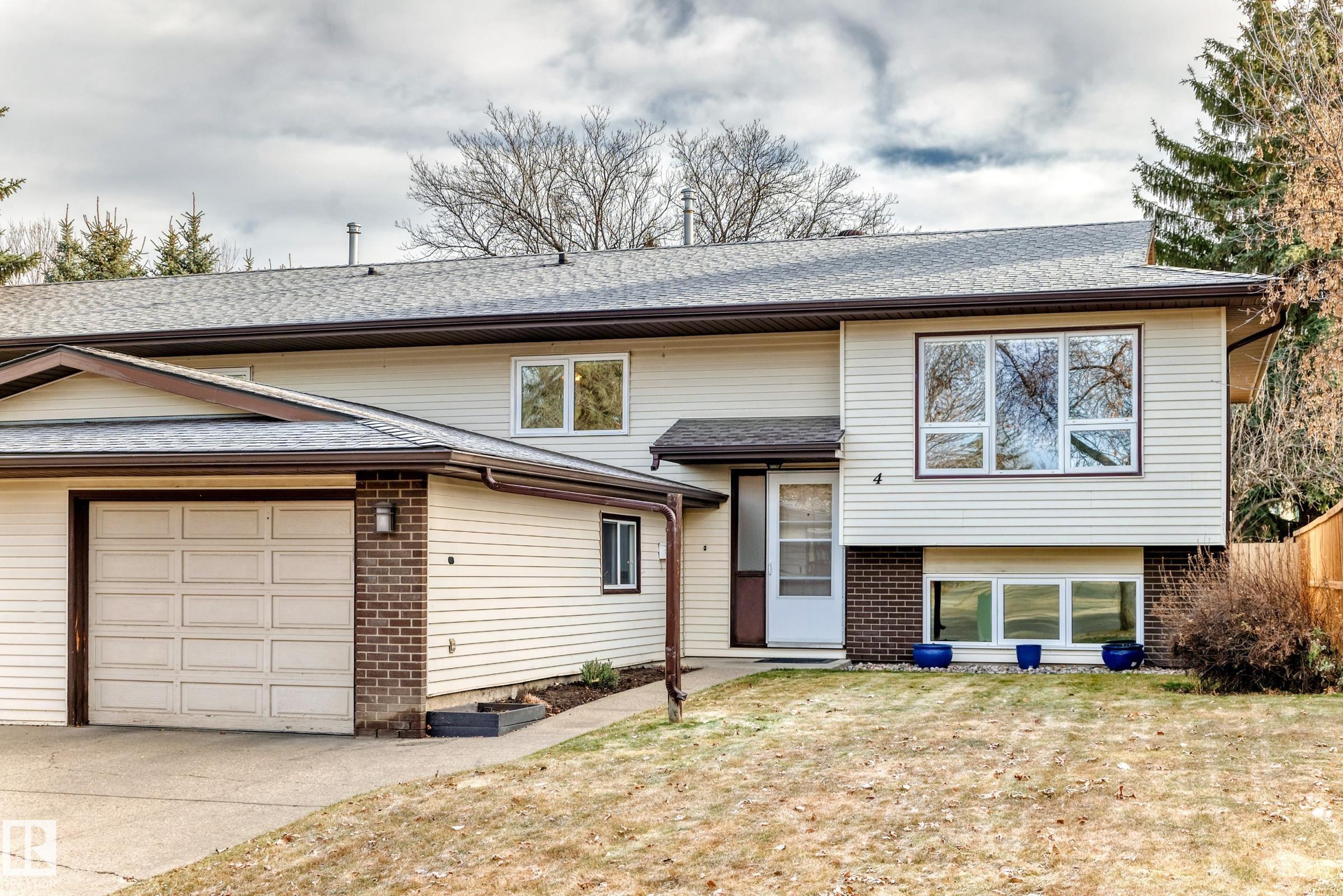 4 Woodlands Rd, St. Albert, AB T8N 3L9