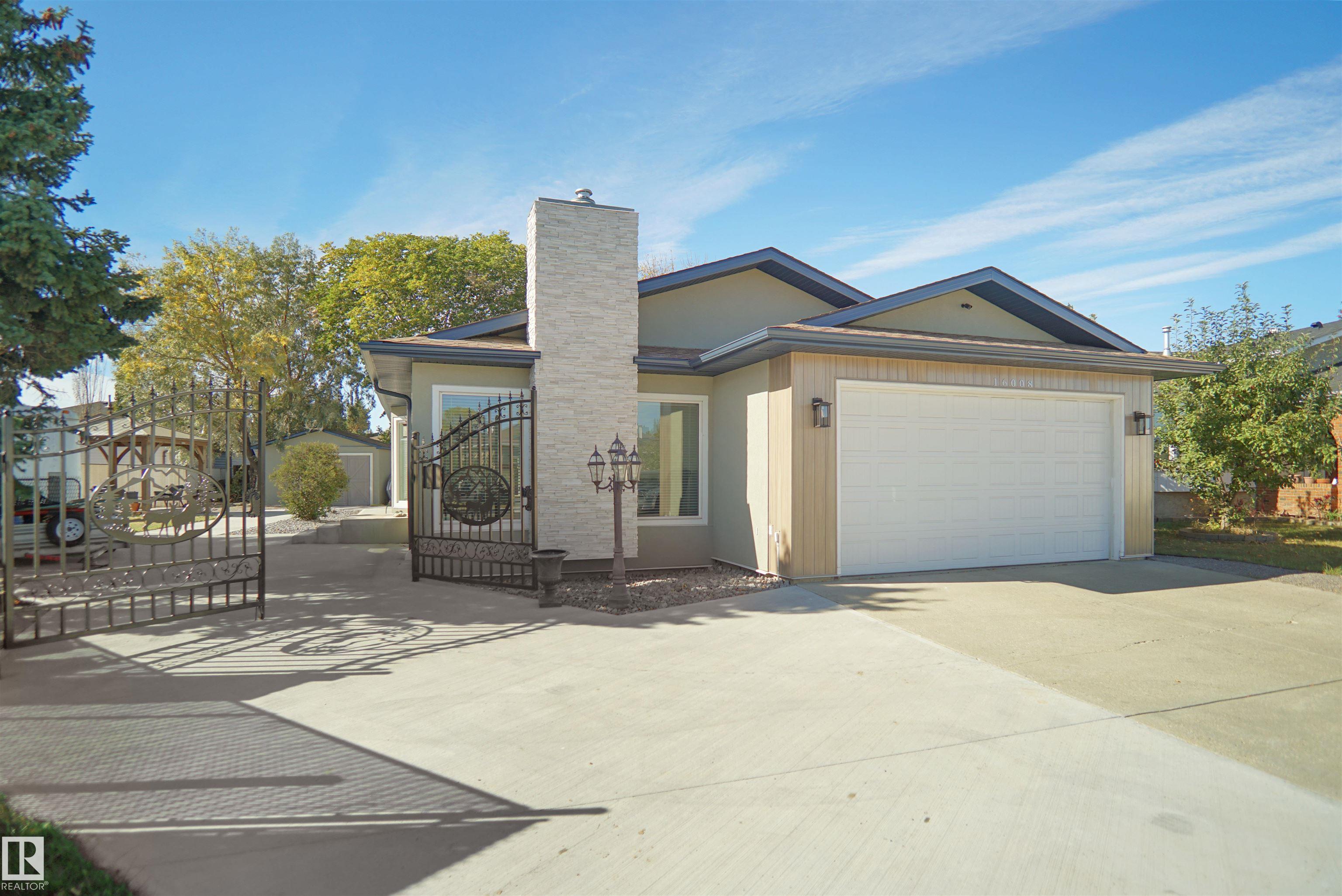 101 St Nw Unit 16008 St, Edmonton, AB T5X 5B4