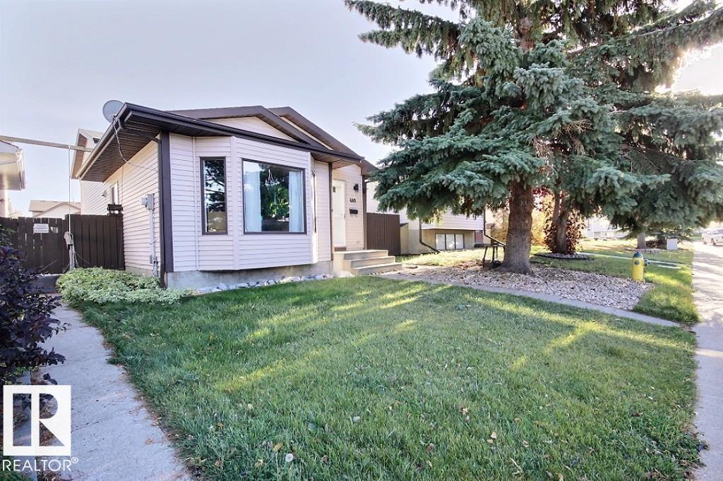 440 Kirkpatrick Cr Cres NW, Edmonton, AB T6L 5E1
