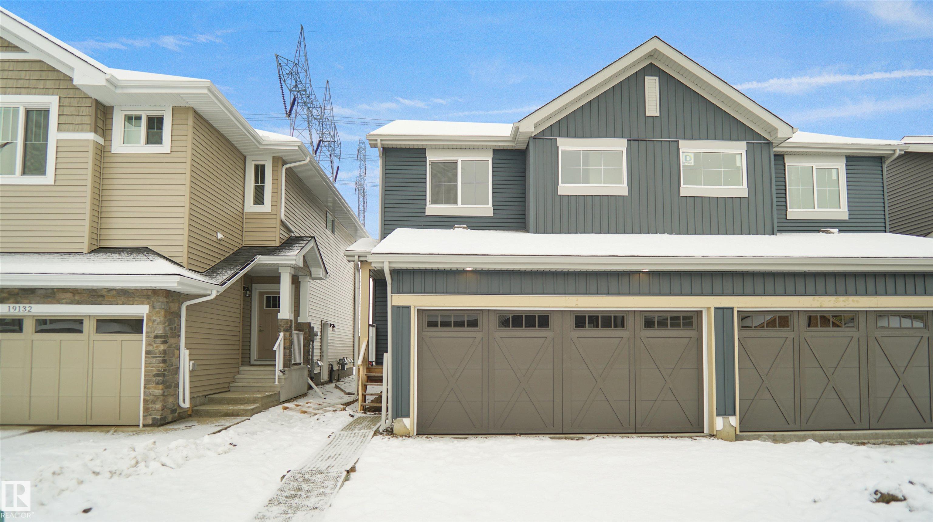 29 Av Nw Unit 19018 Ave, Edmonton, AB T6M 3C3