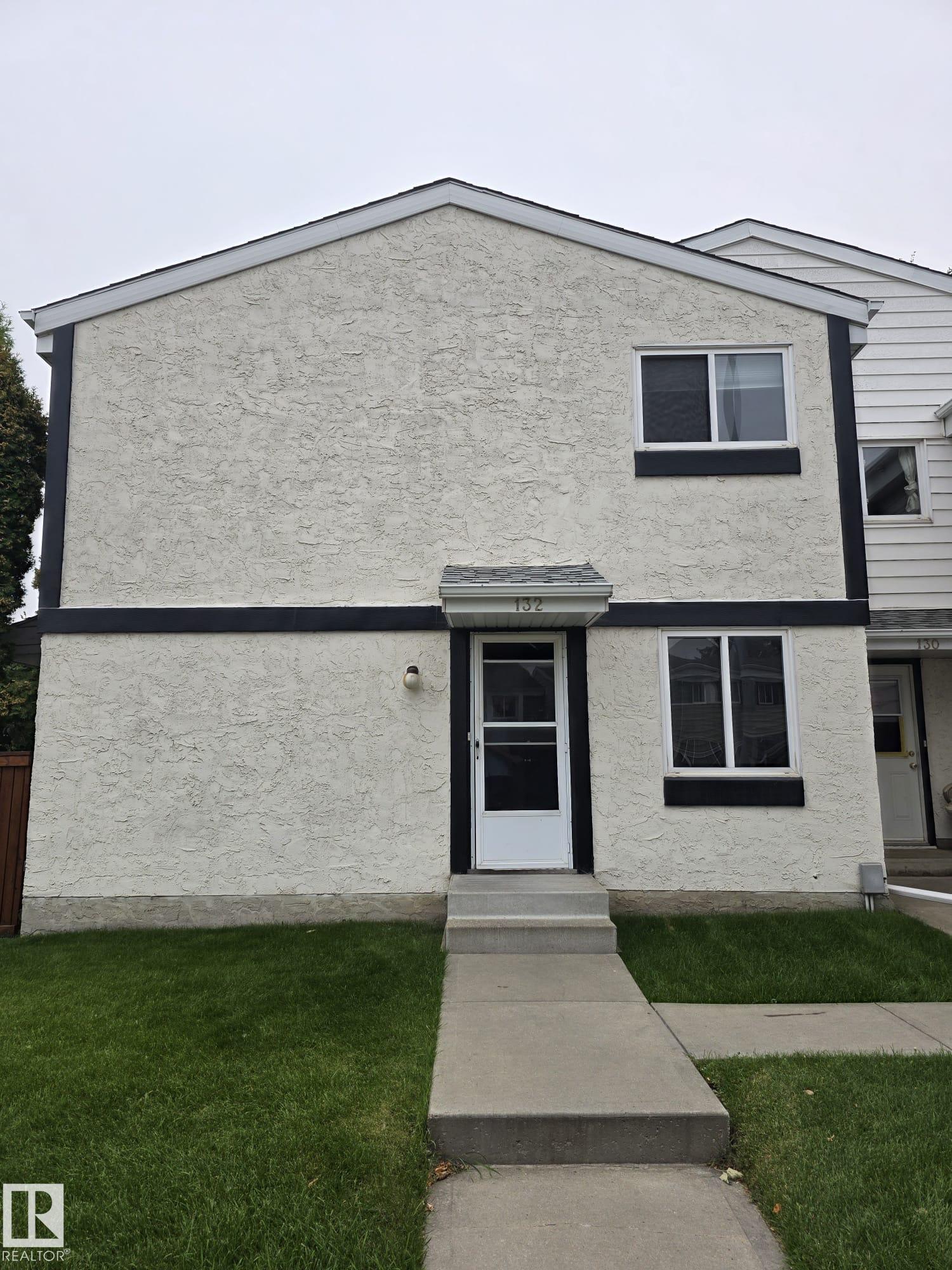 132 Primrose Gardens Gd NW, Edmonton, AB T5T 0R1