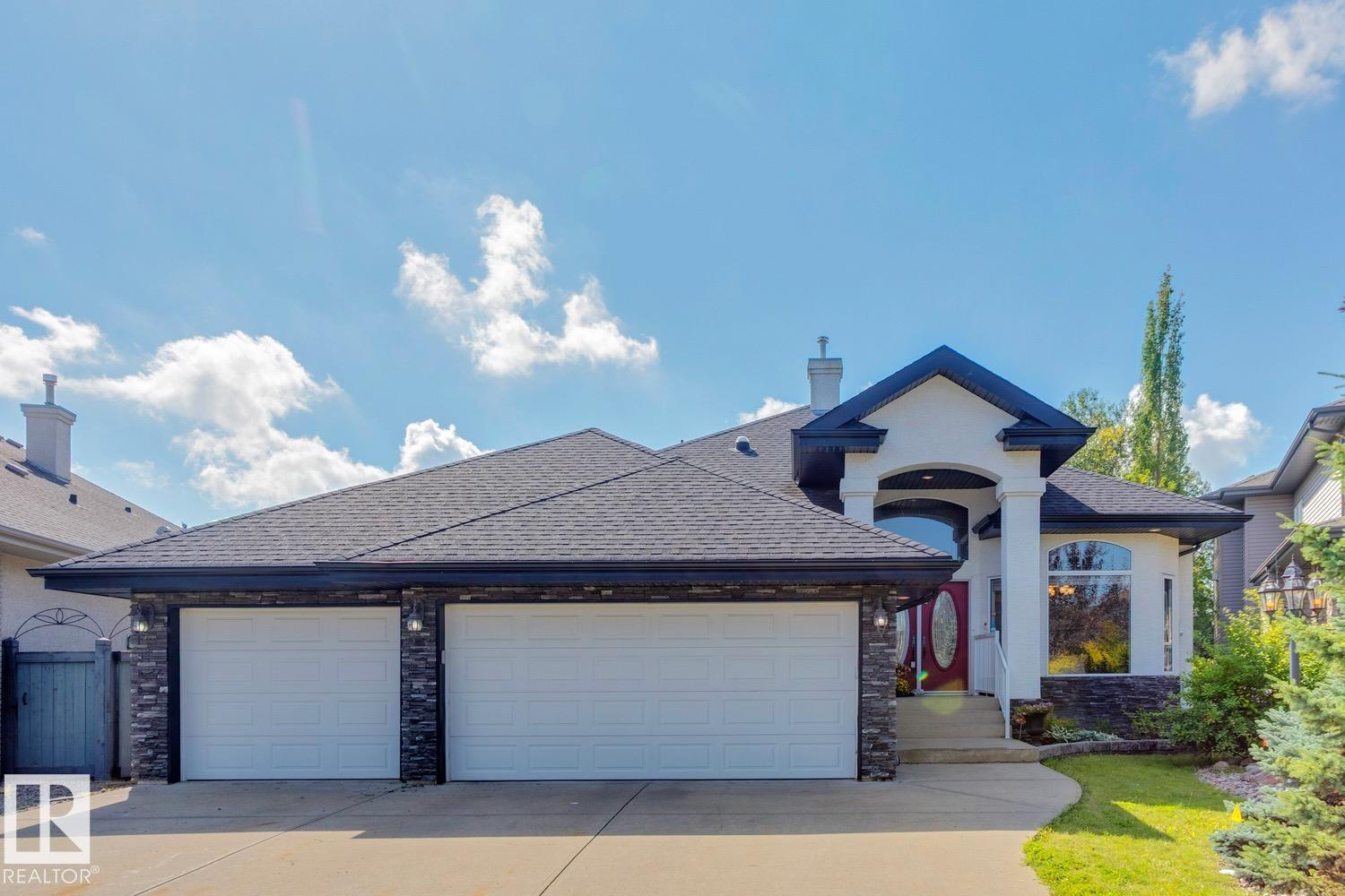 1832 Bowman Pt SW, Edmonton, AB T6W 1P7