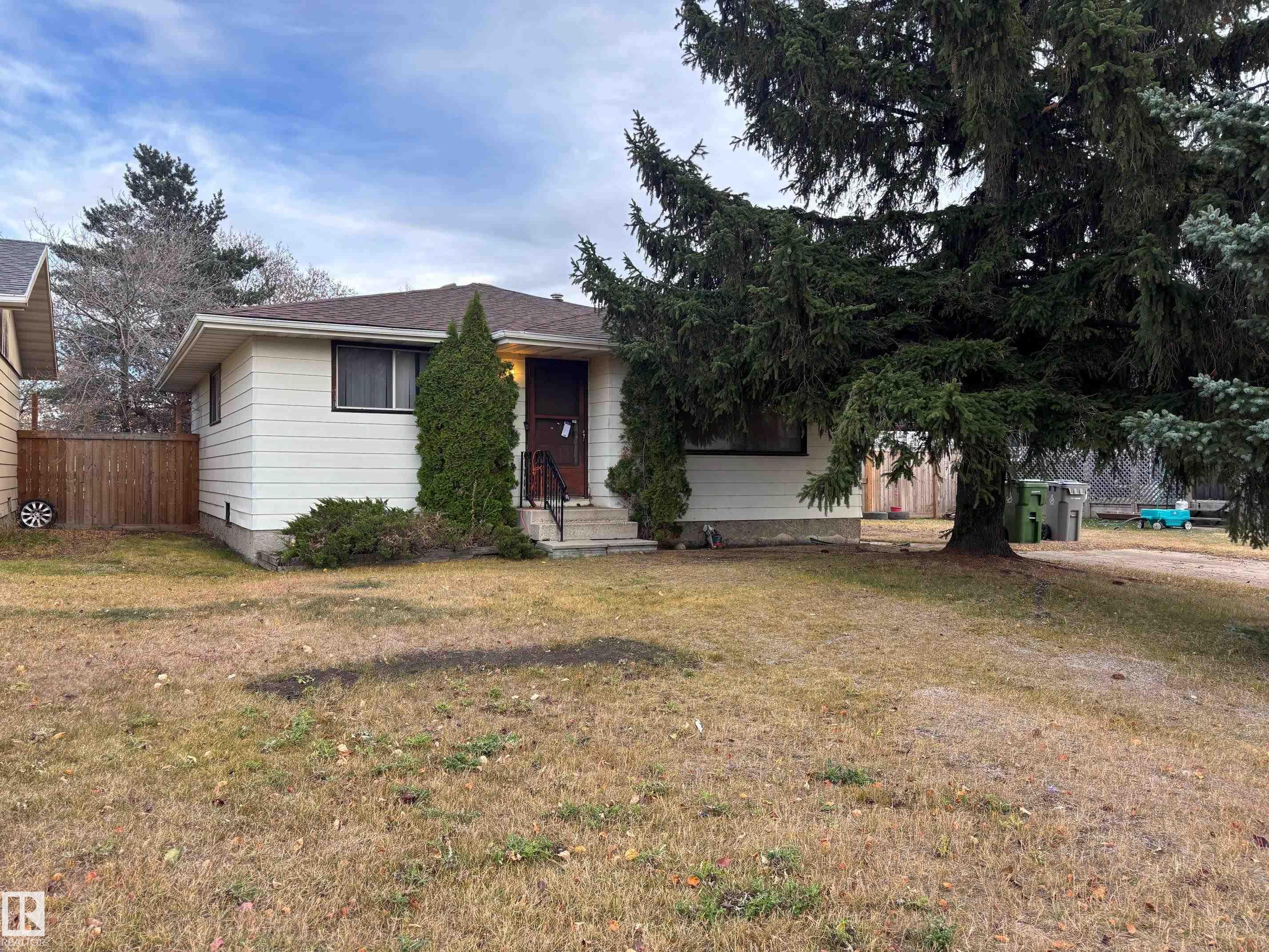 120 Grandin Dr, Morinville, AB T8R 1H5