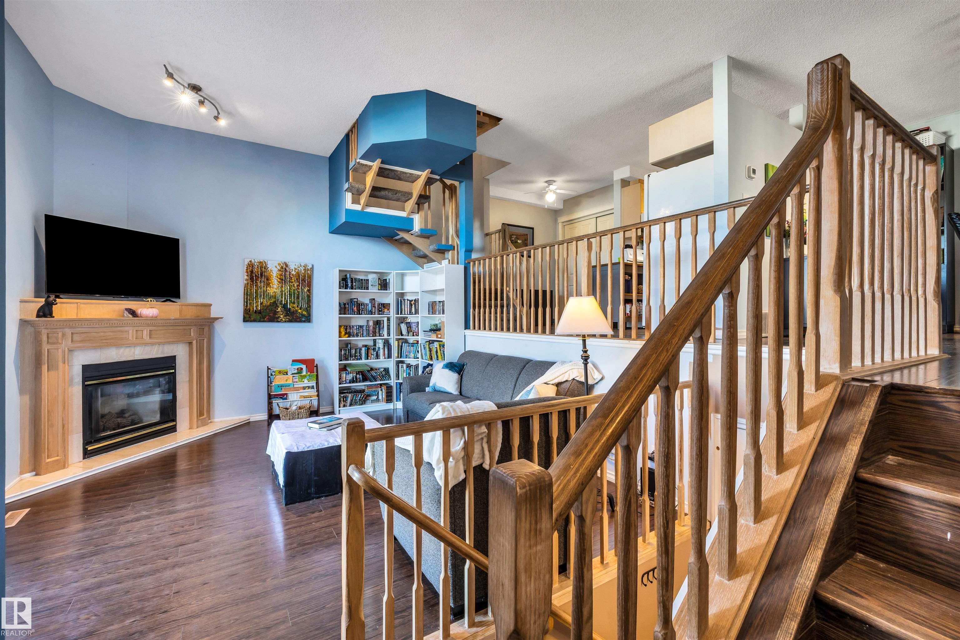 48 St Nw Unit 1260 St, Edmonton, AB T6L 6R6