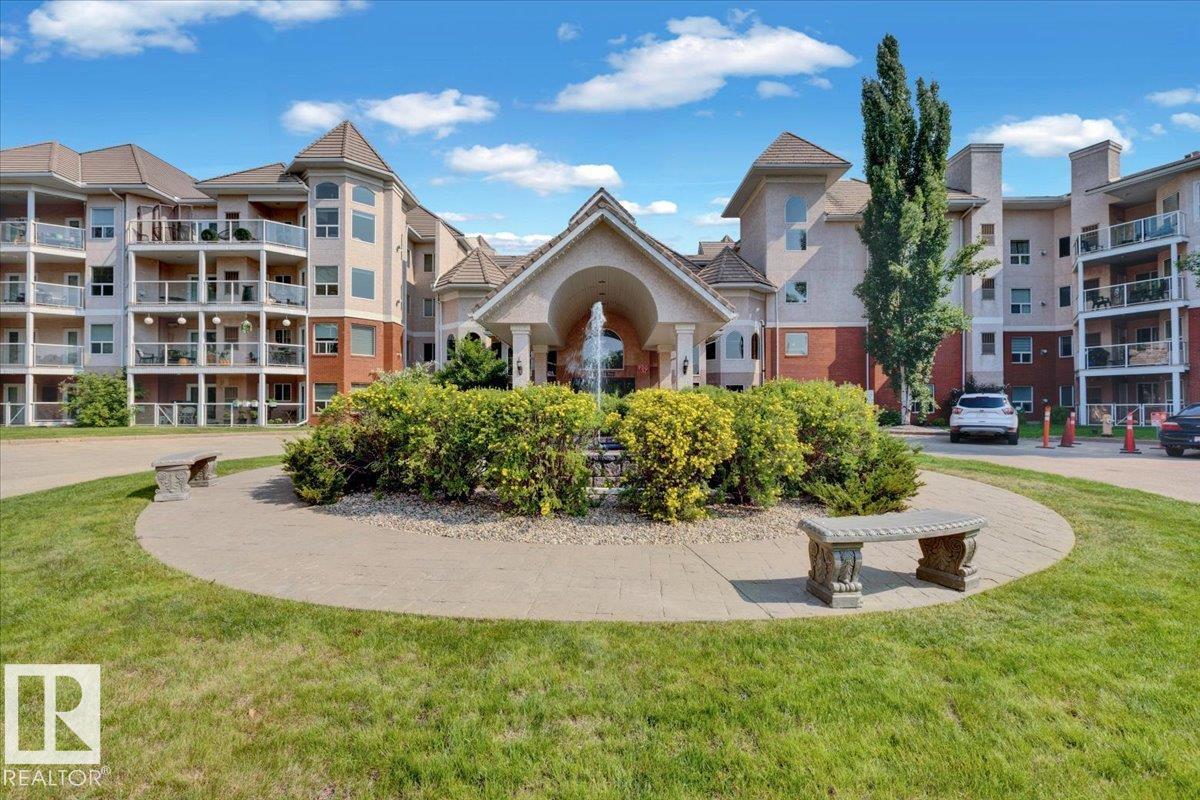 9008 99 Avenue Northwest #103, Edmonton, AB T5H 4M6