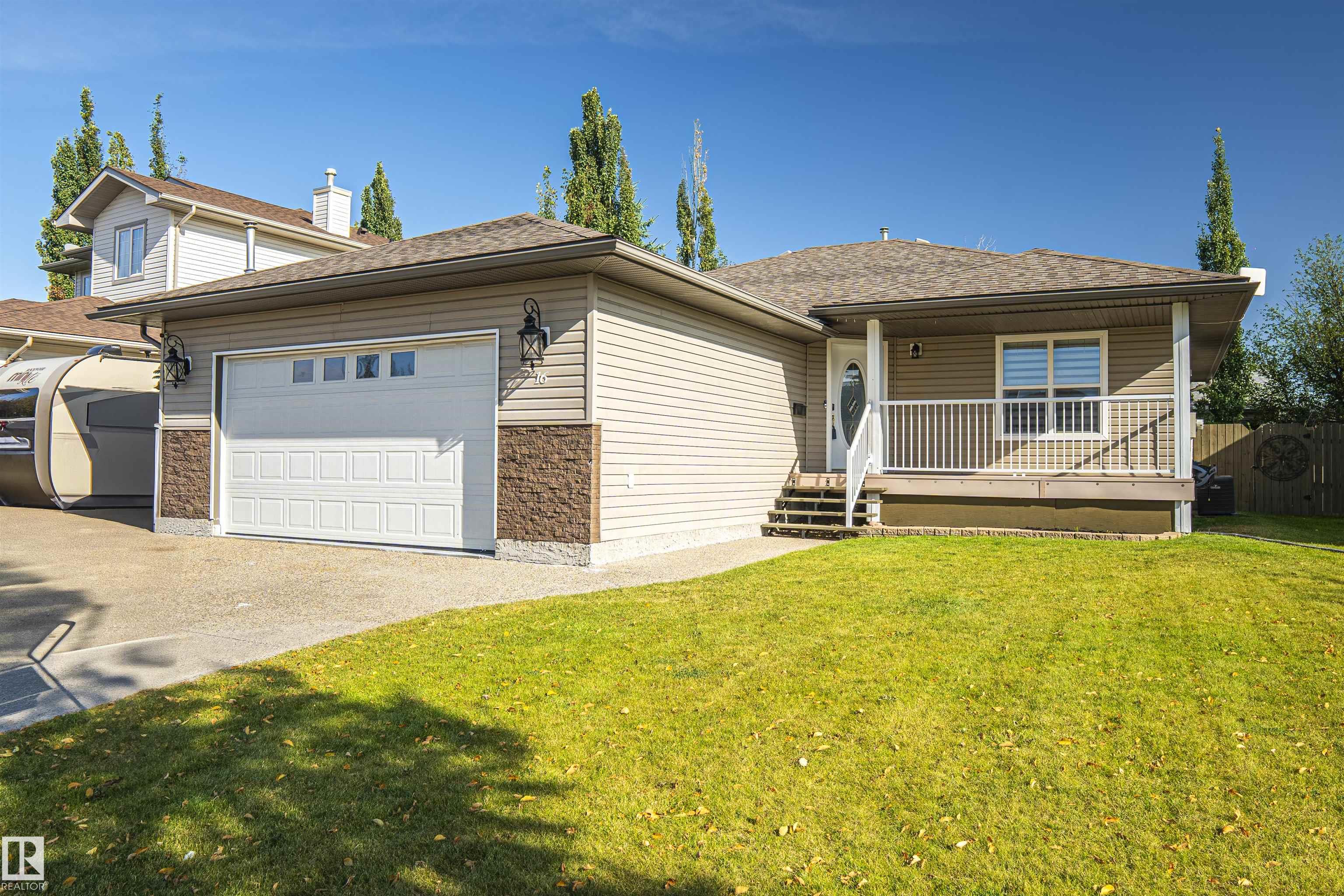 16 Westview Dr, Calmar, AB T0C 0V0