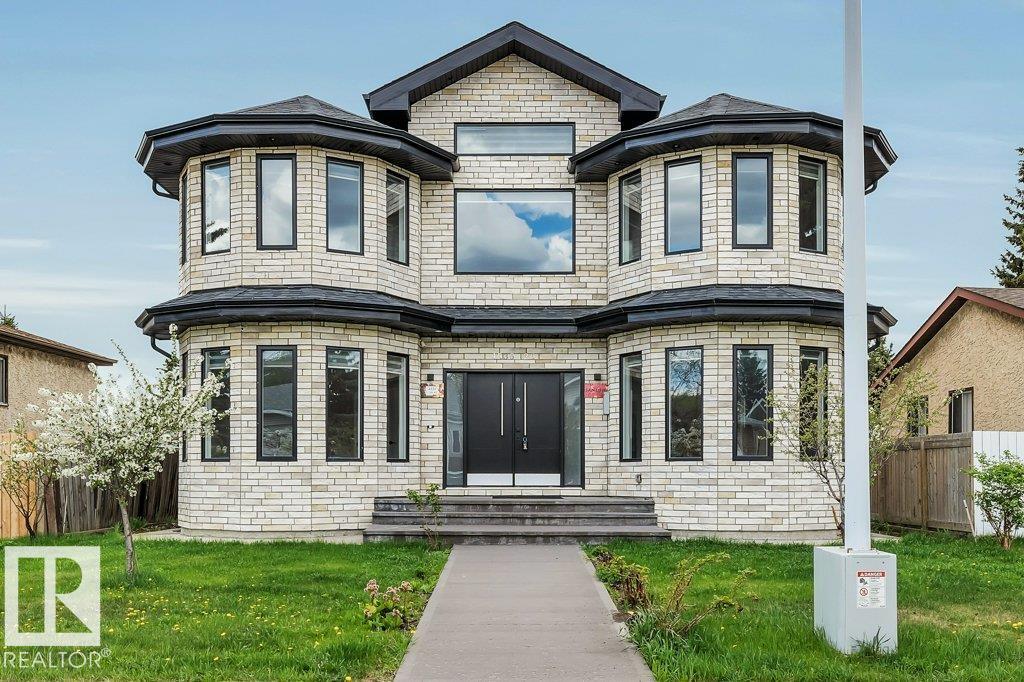 26 Av Nw Unit 4535 Ave, Edmonton, AB T6L 4H4