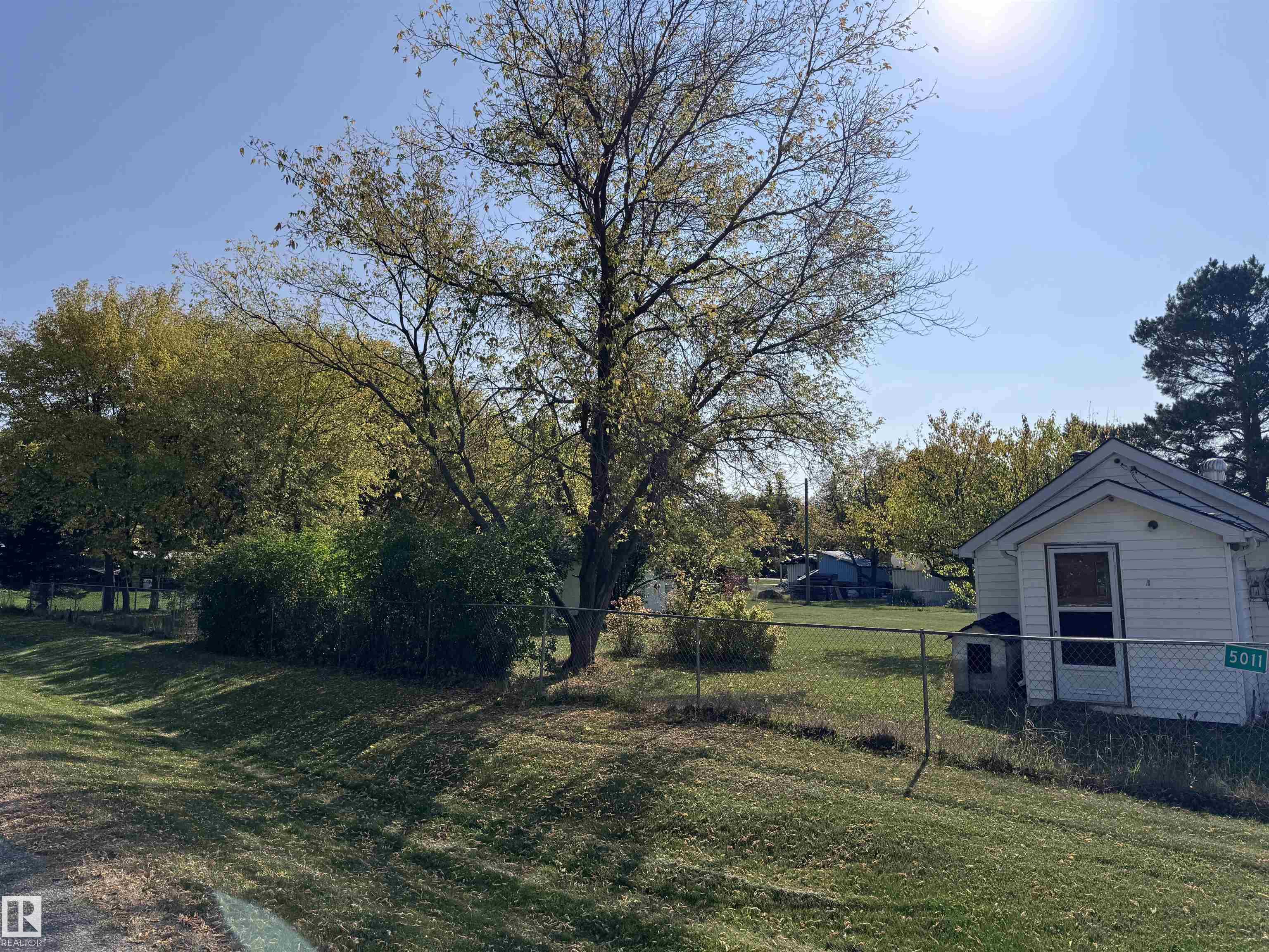 49 Av Unit 5011 Ave, Jarvie, AB T0G 1H0
