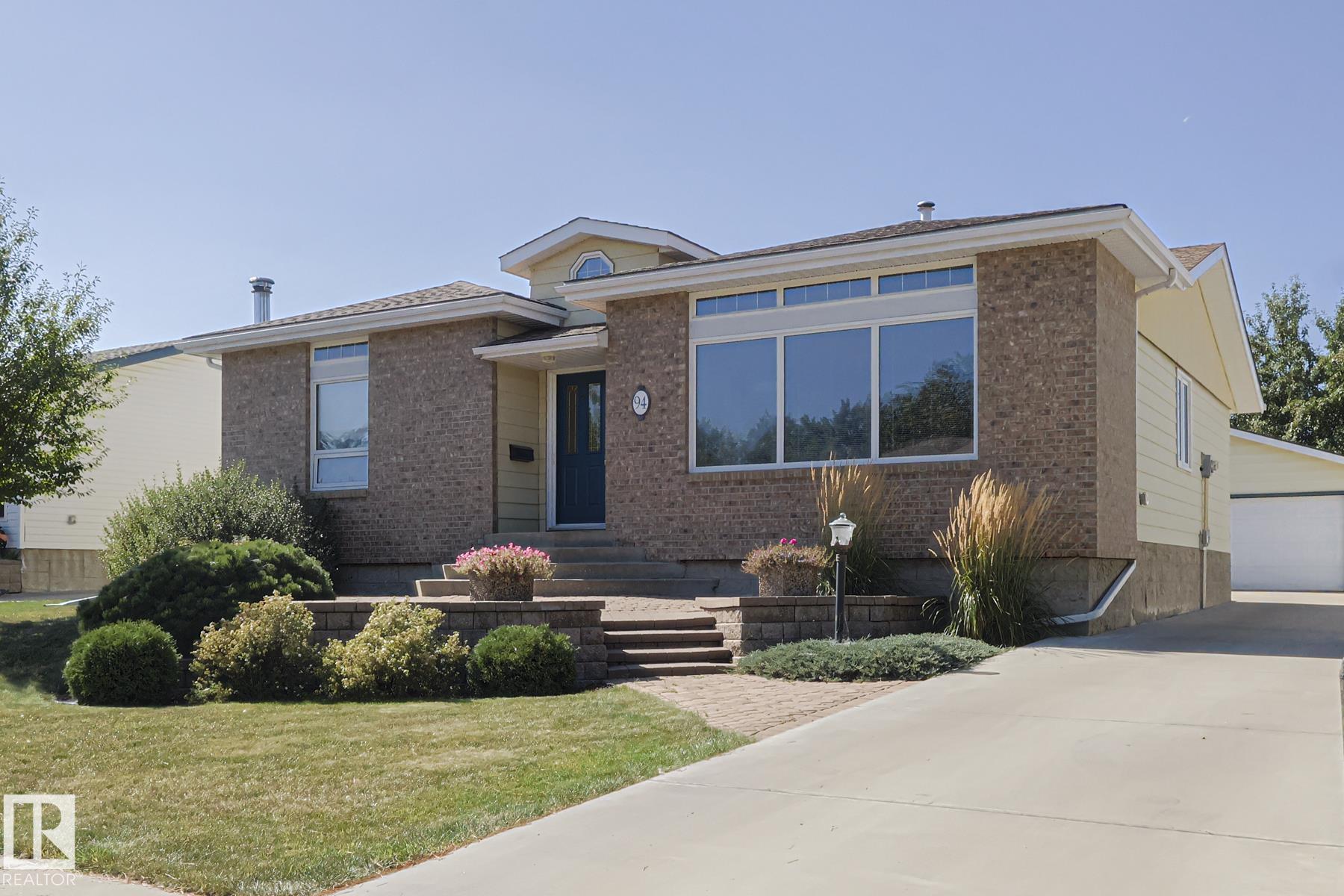 94 Garland Cr Cres, Sherwood Park, AB T8A 2R2