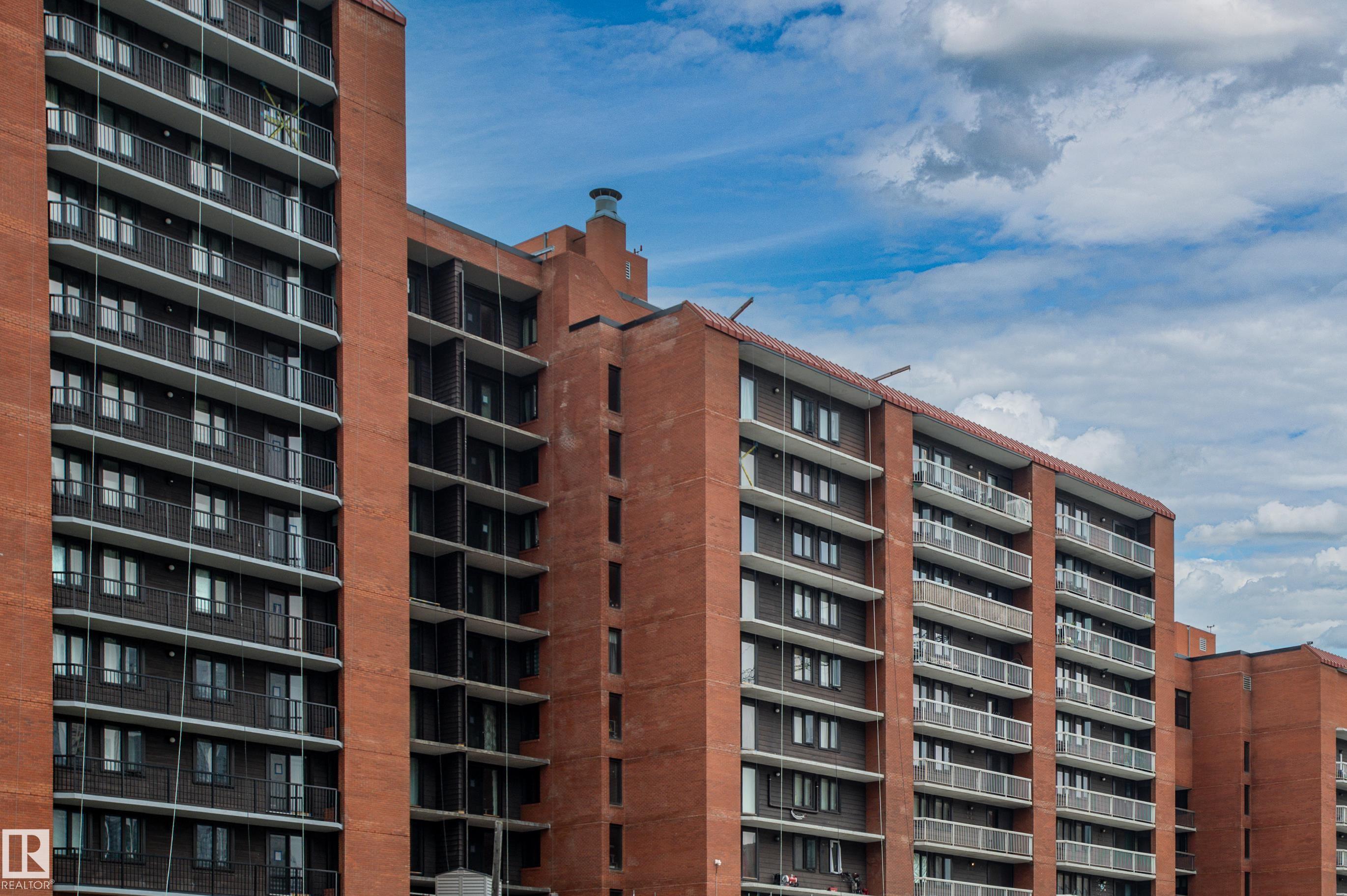 10145 109 Street Northwest #703, Edmonton, AB T5J 3M5