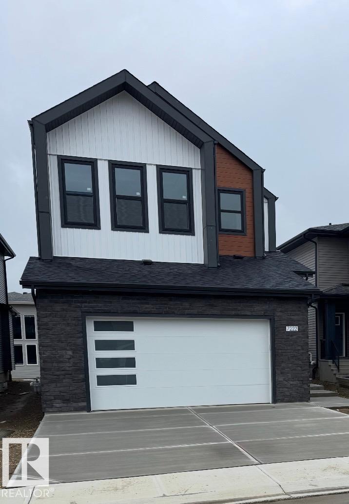 7222 Kiviaq Li Link SW, Edmonton, AB T6W 5R3