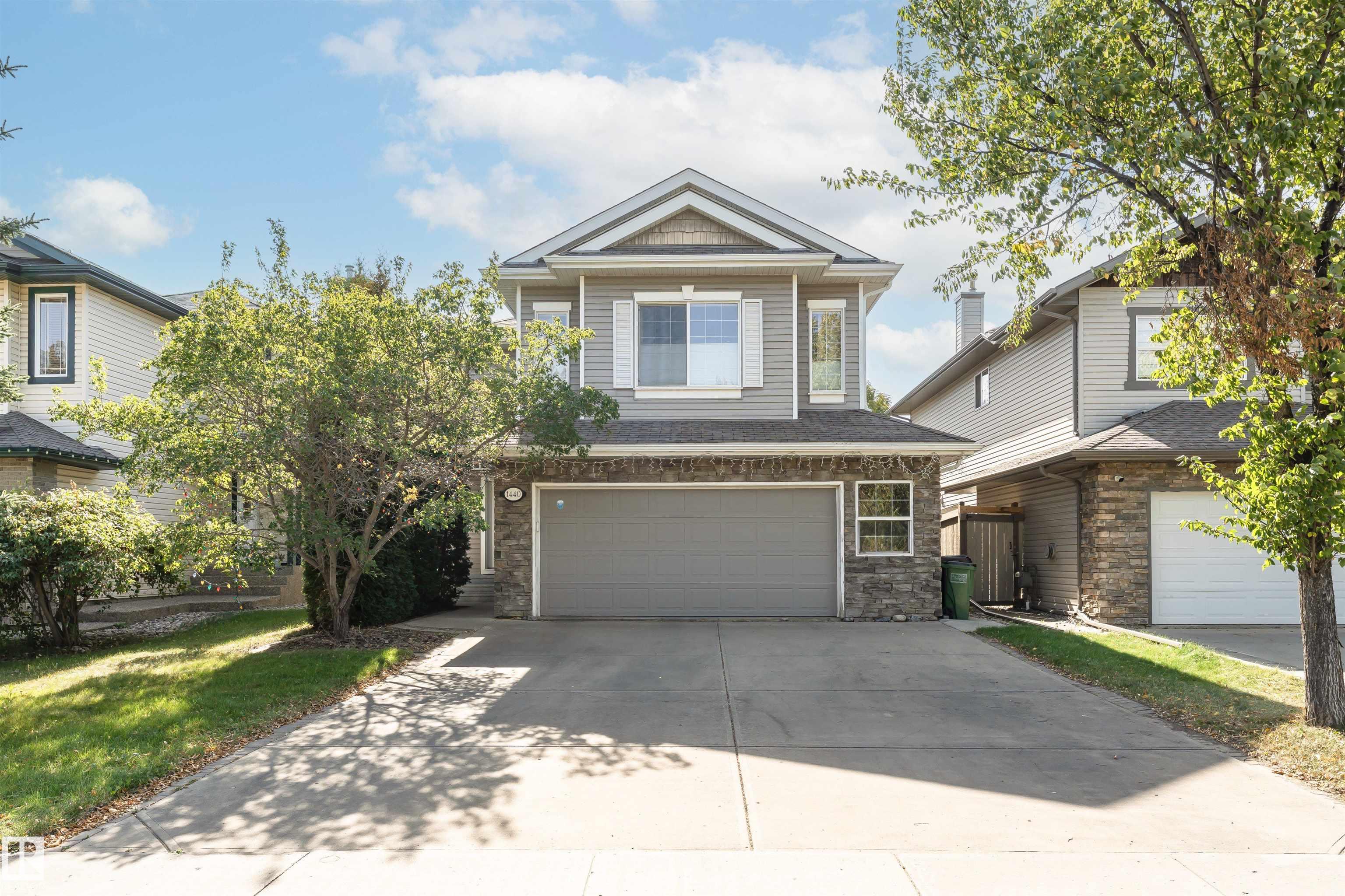 1440 Potter Greens Dr NW, Edmonton, AB T5T 1J8