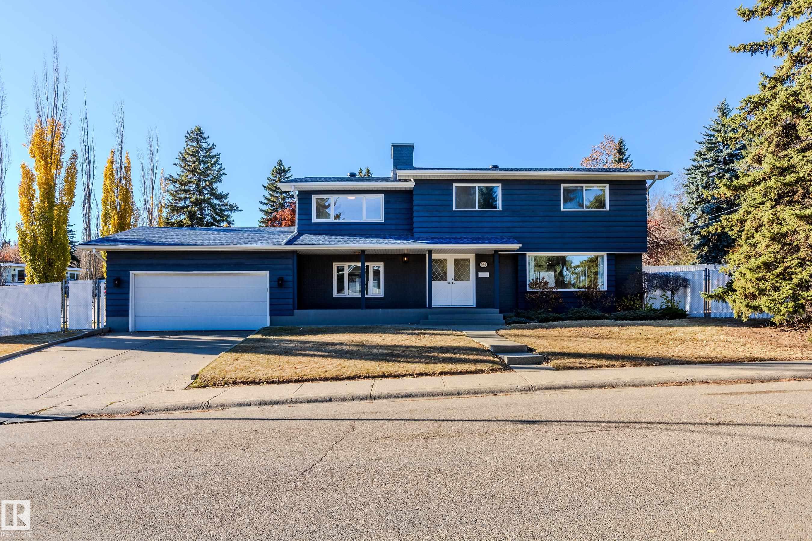 98 Valleyview Cr Cres NW, Edmonton, AB T5R 5T3