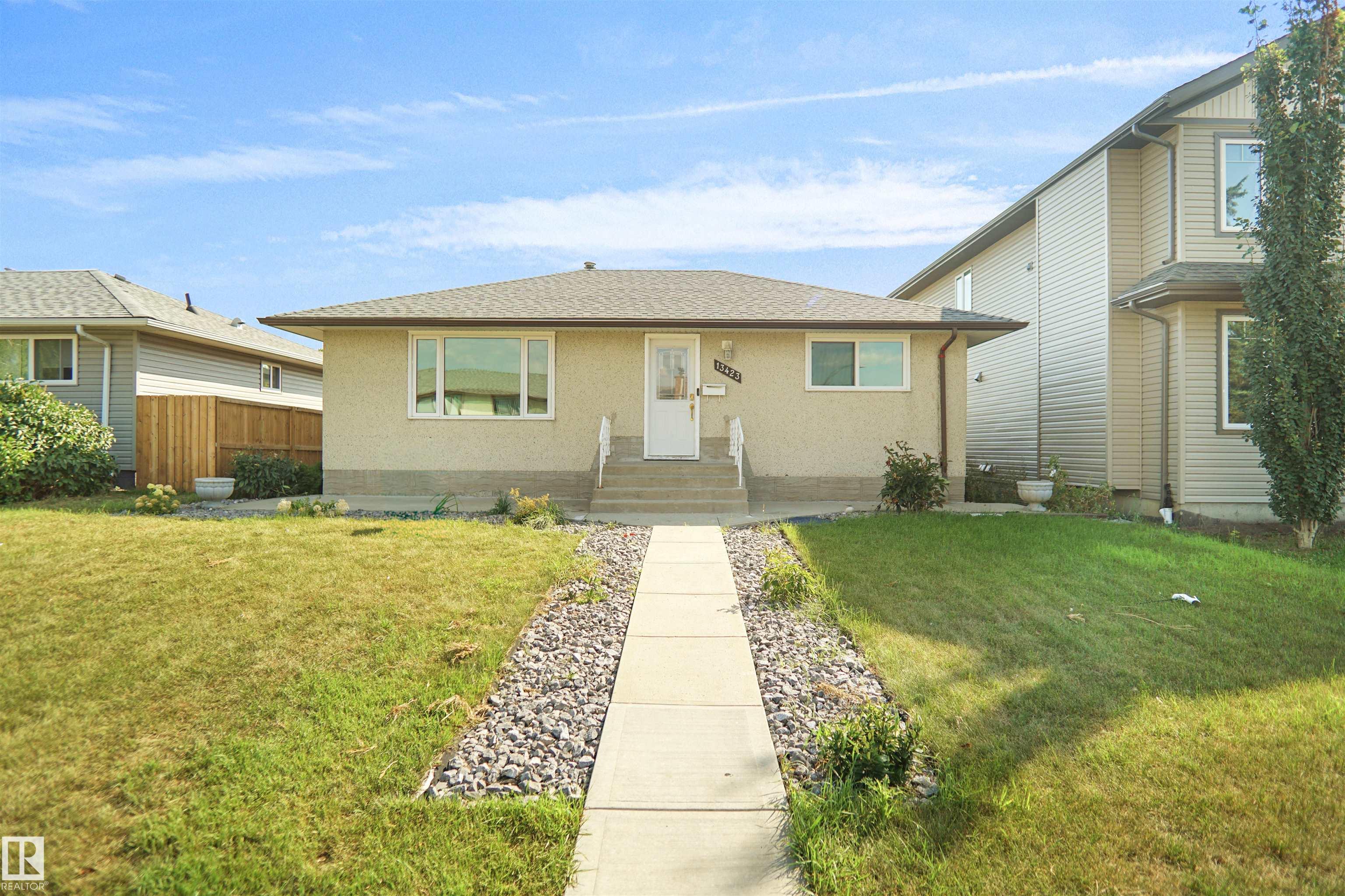 103 St Nw Unit 13423 St, Edmonton, AB T5E 4M7