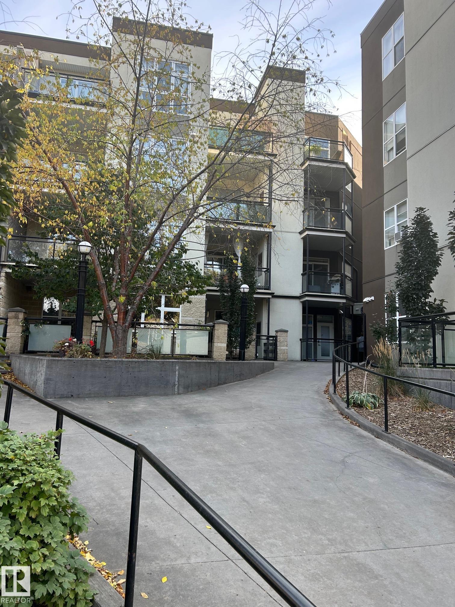 10403 122 Street Northwest #443, Edmonton, AB T5N 4C1
