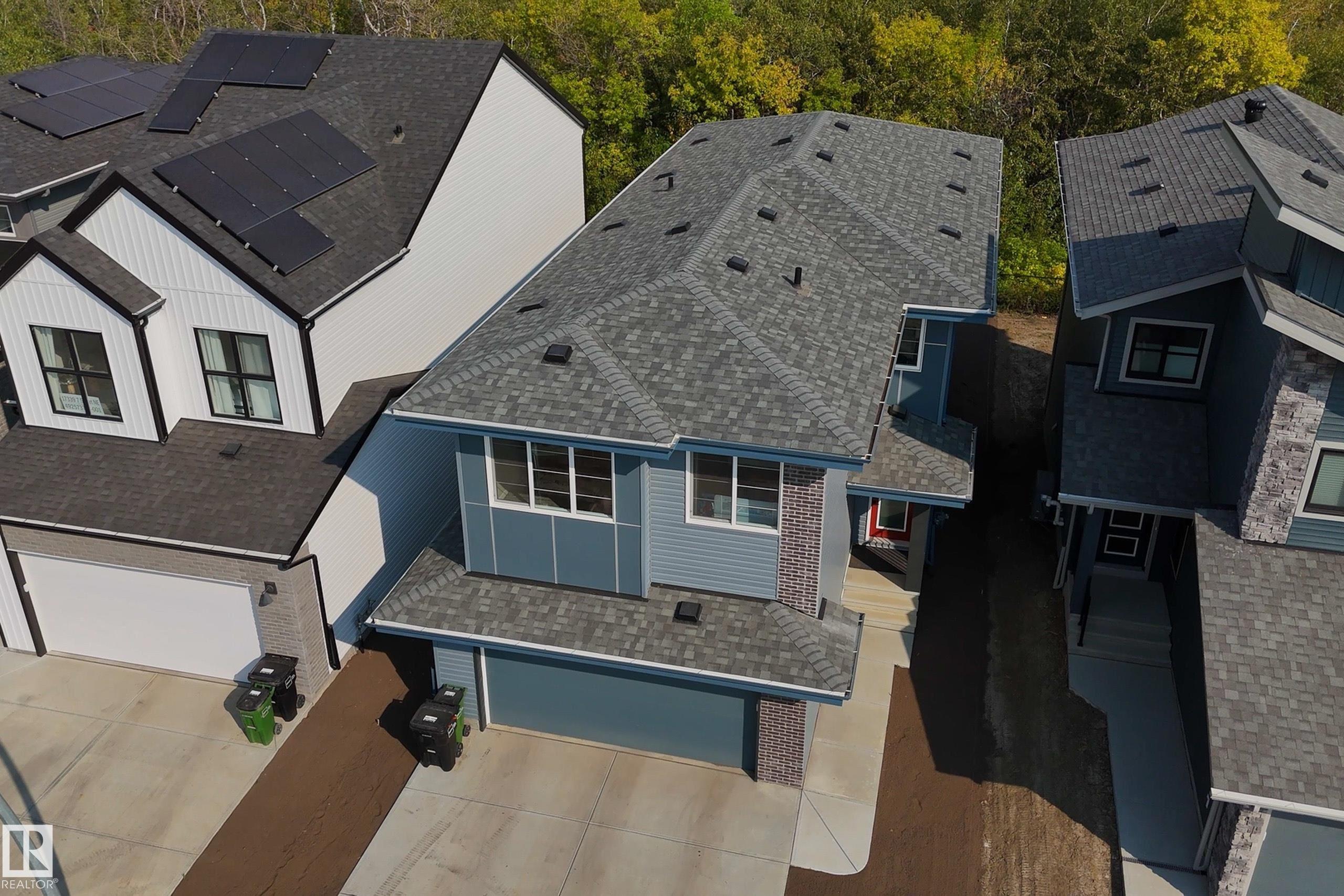 7 St Ne Unit 17335 St, Edmonton, AB T5Y 4E7
