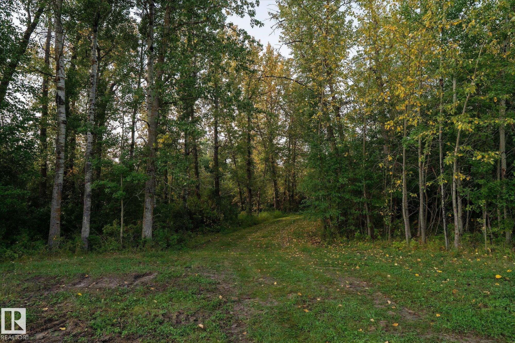 Twp Rd 572a Hwy 33, Rural Lac Ste. Anne County, AB T0A 1N6