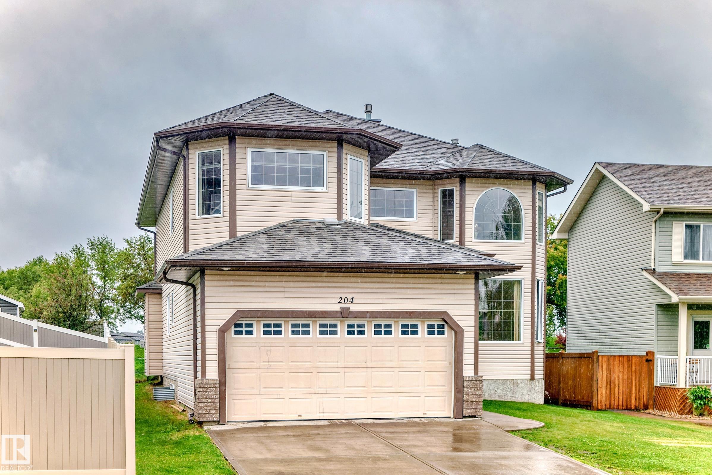 204 Reichert Dr, Beaumont, AB T4X 0B9
