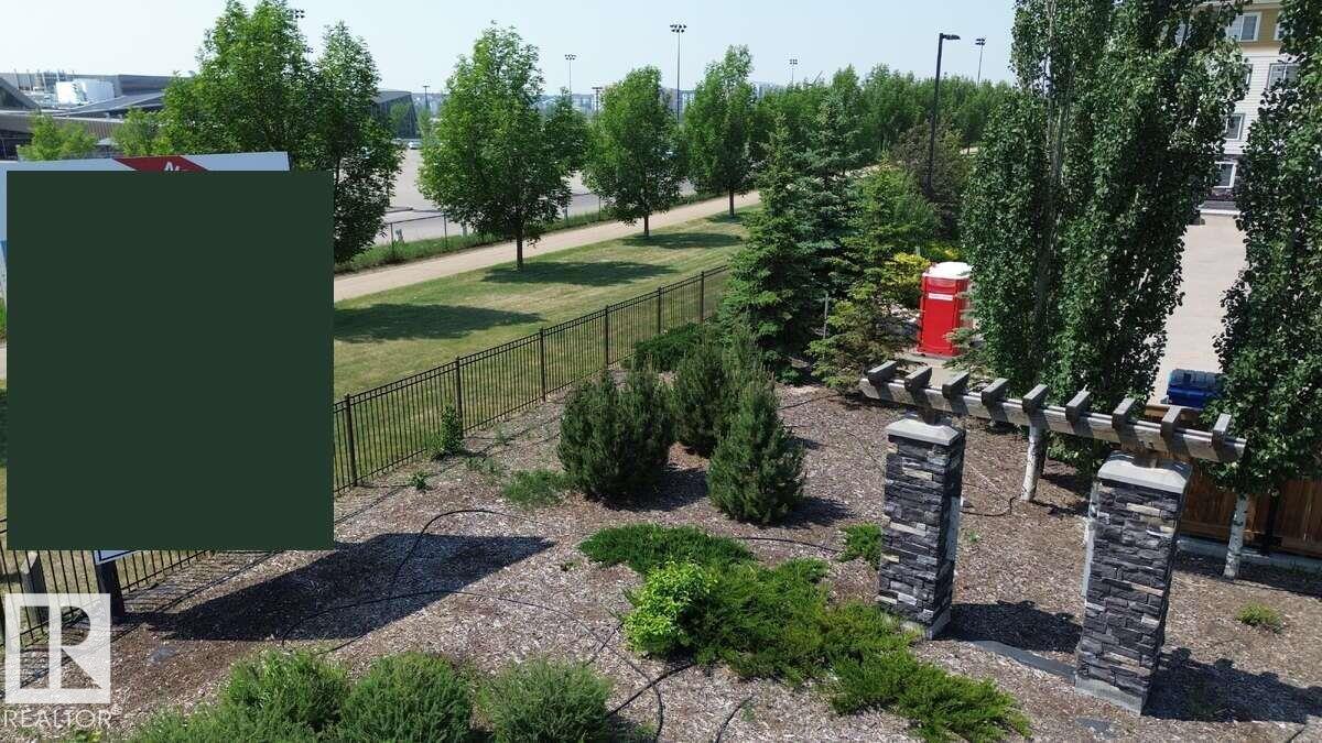 3670 139 Avenue Northwest #302, Edmonton, AB T5Y 3N5