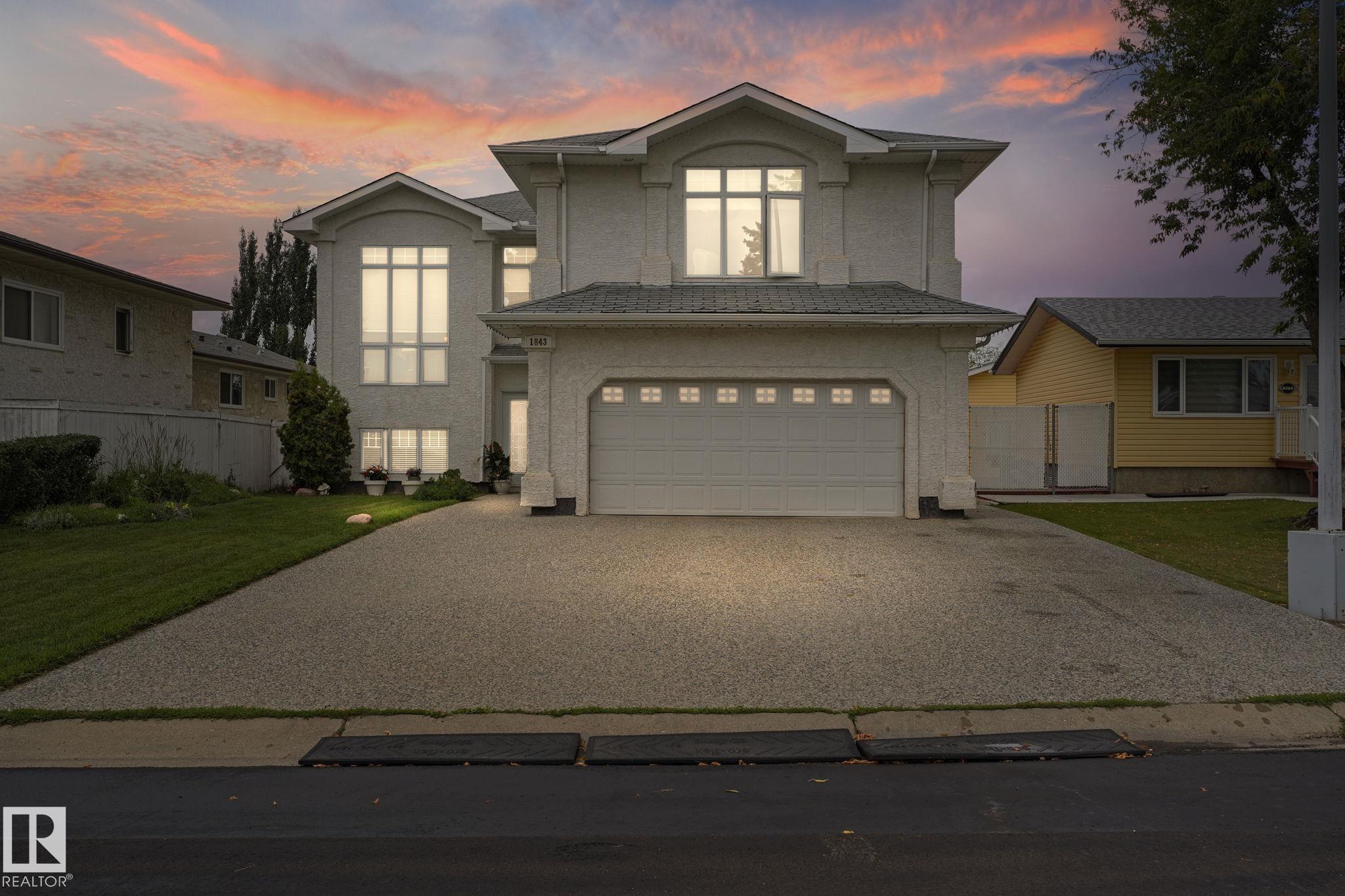 45 St Nw Unit 1843 St, Edmonton, AB T6L 2S6