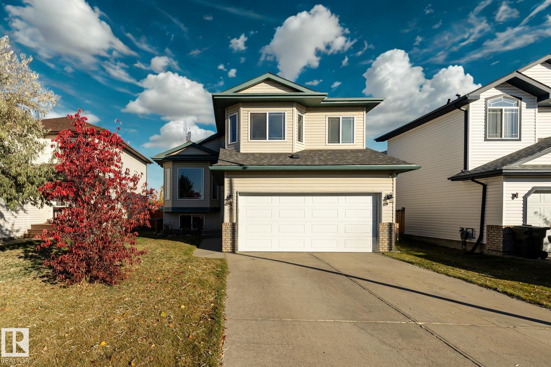 40 Deer Park Bv Blvd, Spruce Grove, AB T7X 3J6