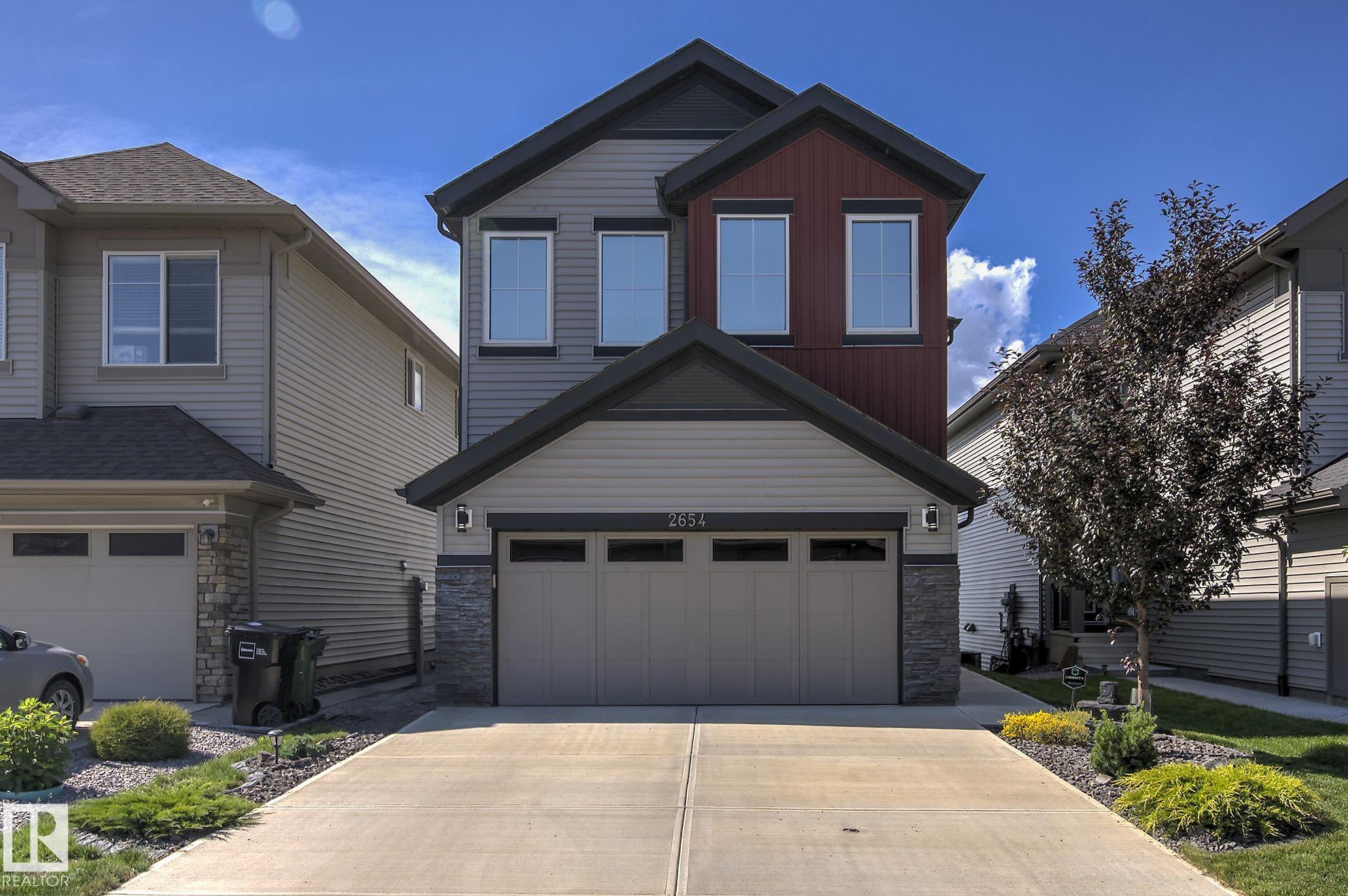 2654 Donaghey Cr Cres SW, Edmonton, AB T6W 4T1