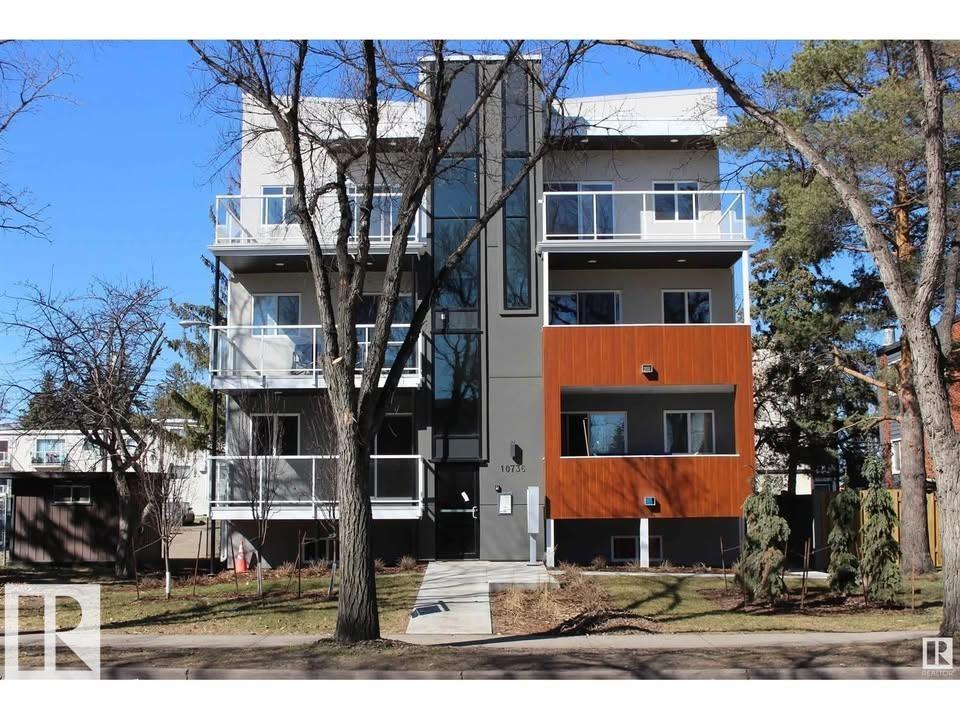 10736 116 Street Northwest #202, Edmonton, AB T5H 3M2