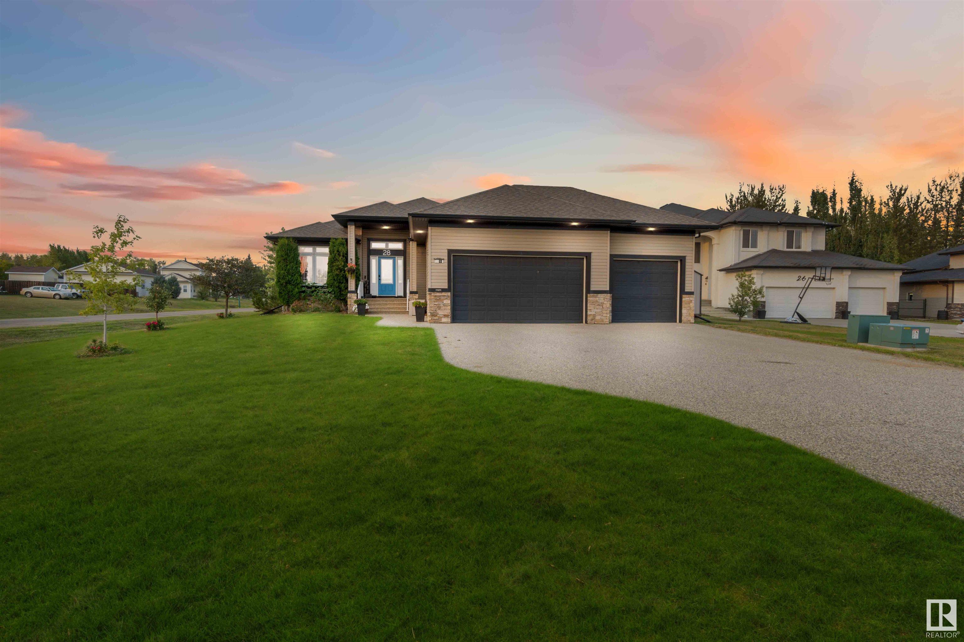 28 Landing Trail Dr, Gibbons, AB T0A 1N0 MLS E4405575 Houseful