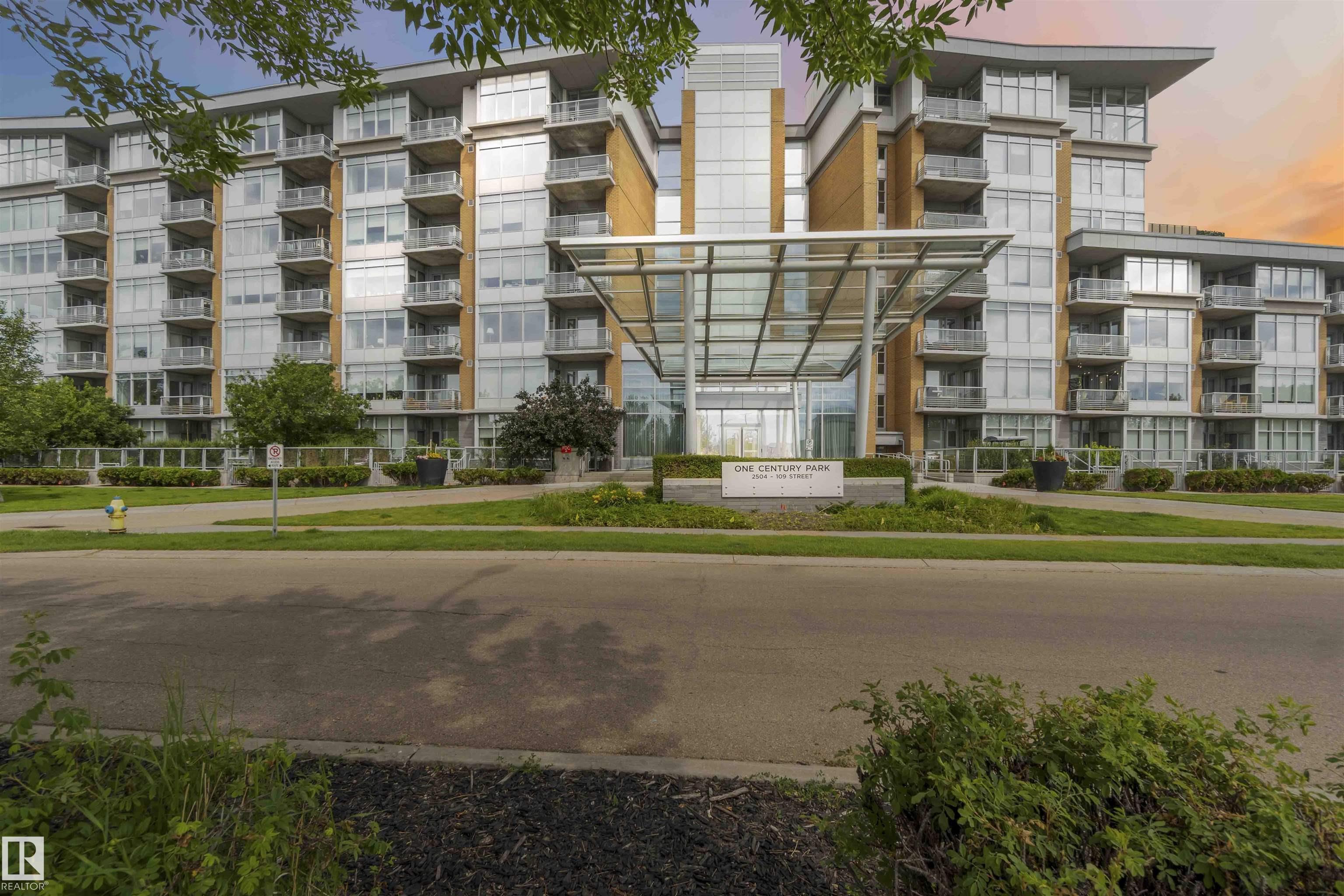 2504 109 Street Northwest #108, Edmonton, AB T6J 2H3