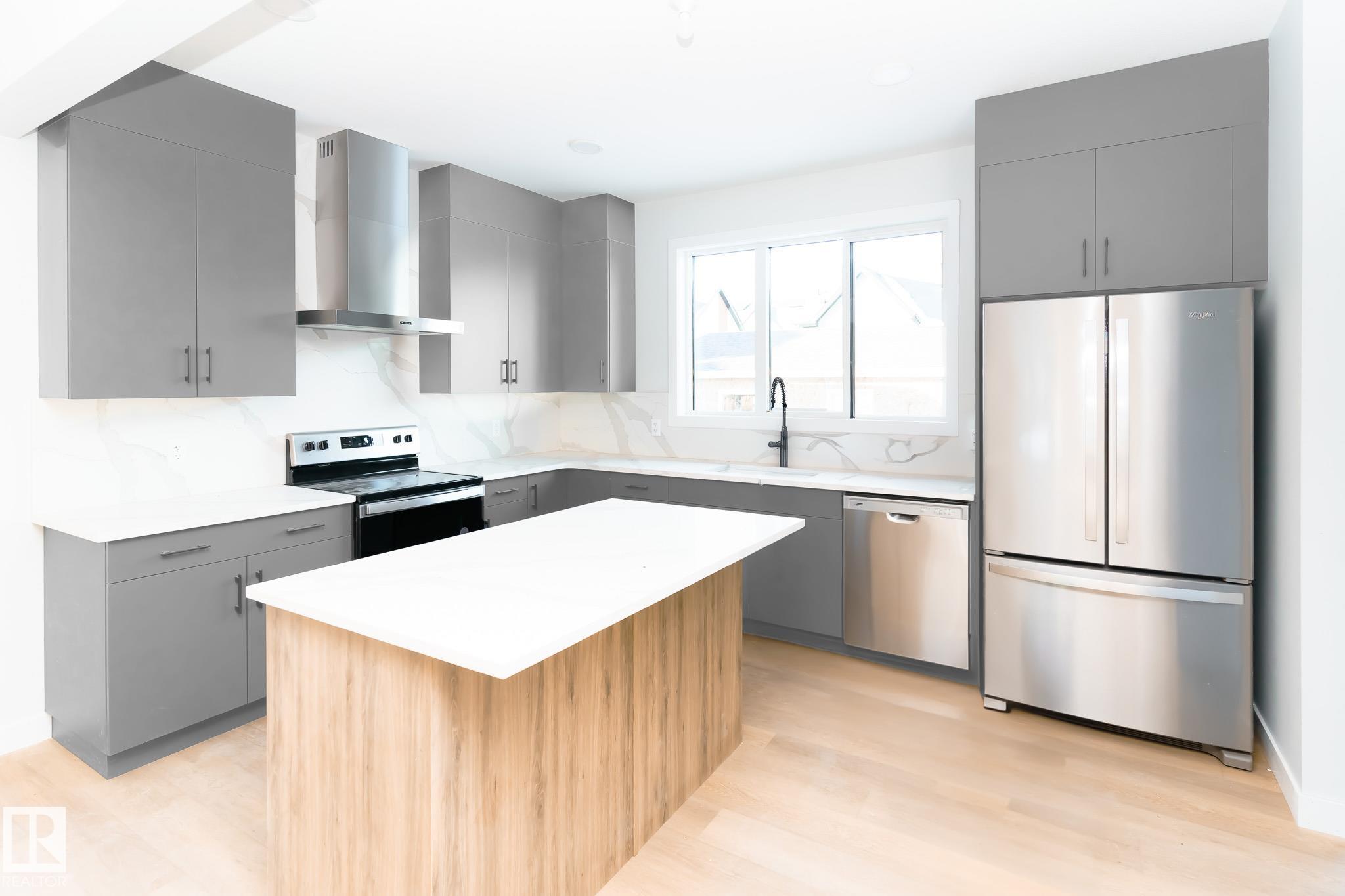 5115 Pilot Ln NW, Edmonton, AB T5G 2S5