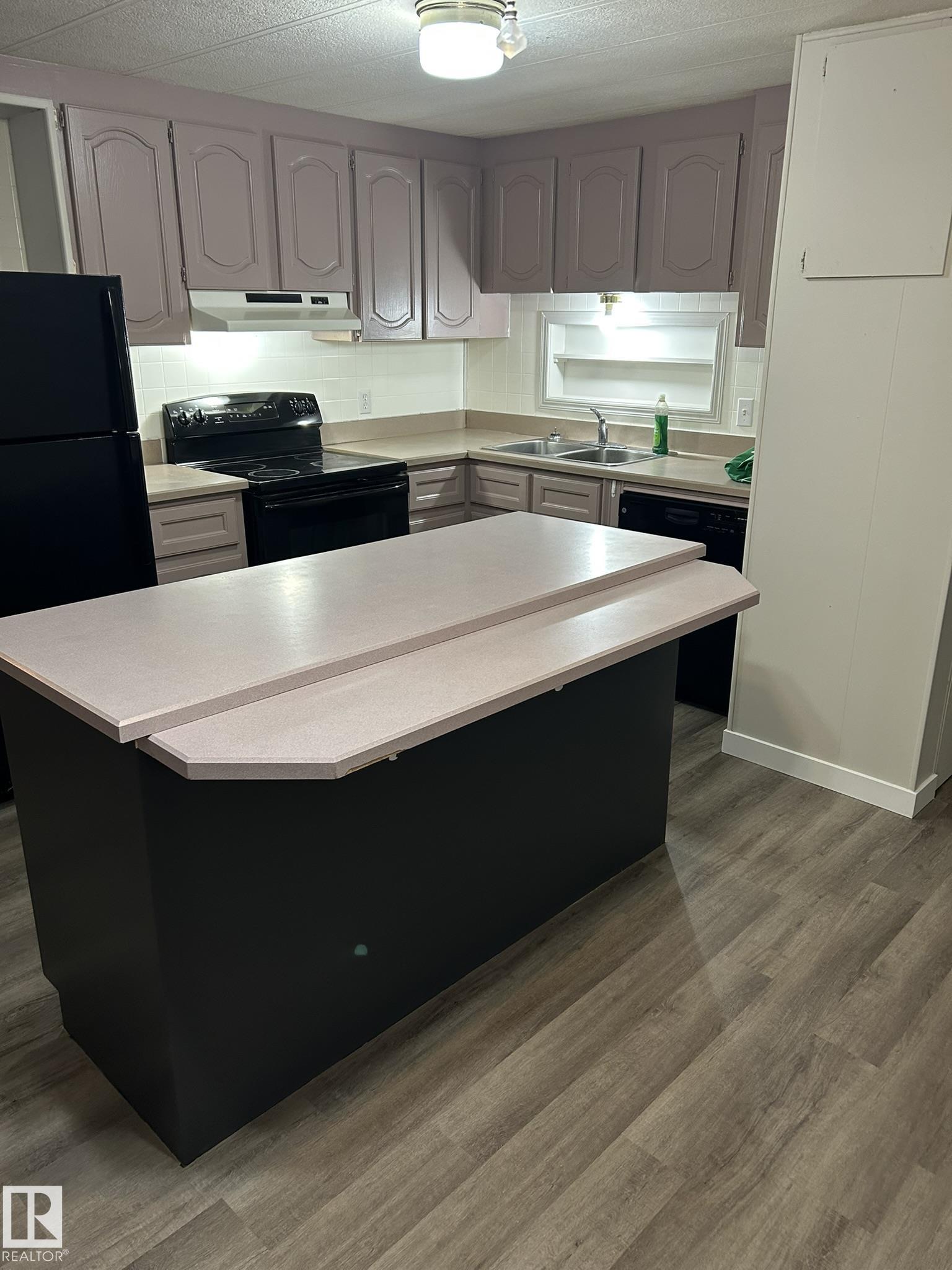4204 47 Street #47, Wetaskiwin, AB T9A 2H5