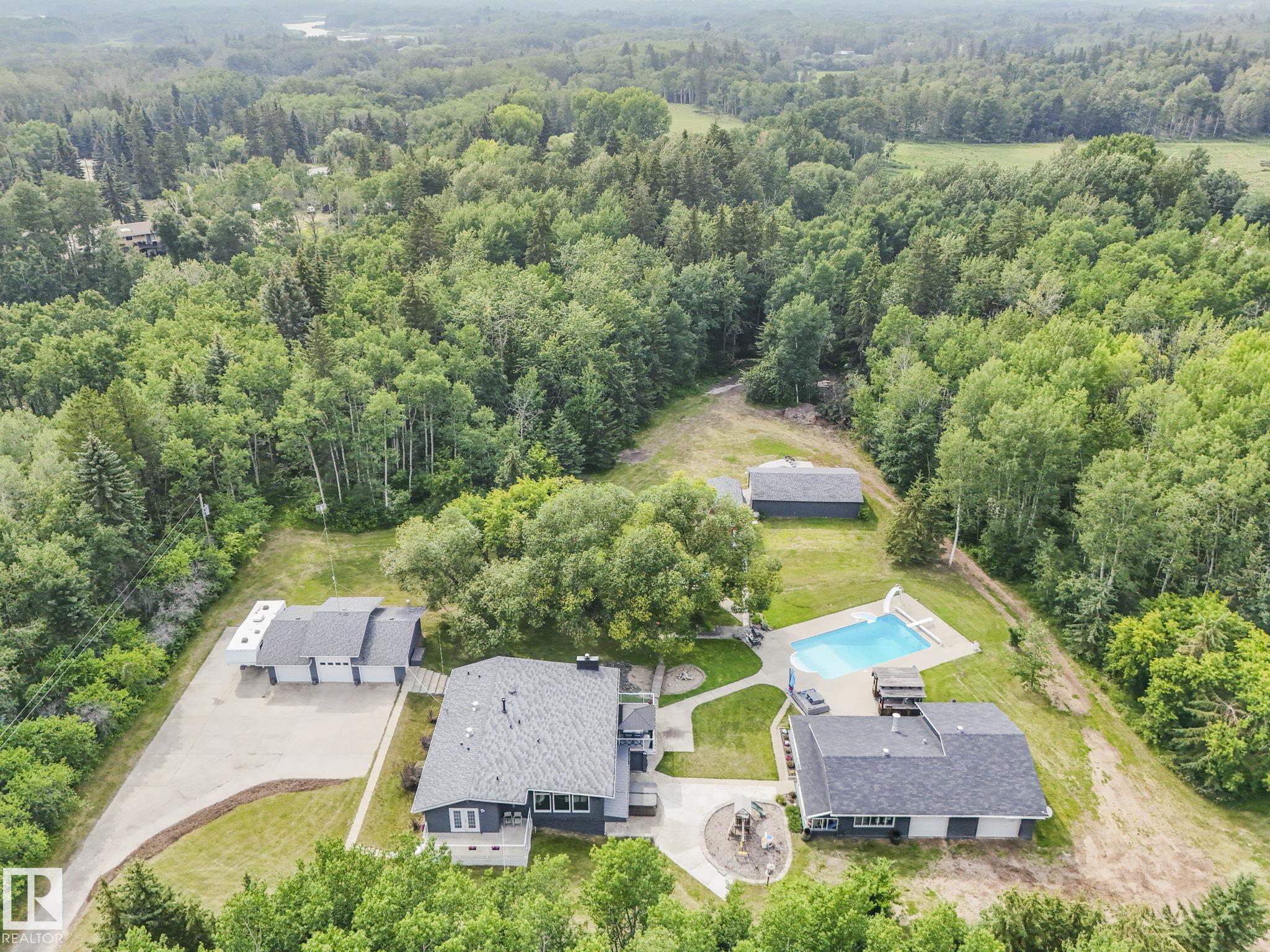 51502 Range Road 264, Spruce Grove, AB T7Y 1E3