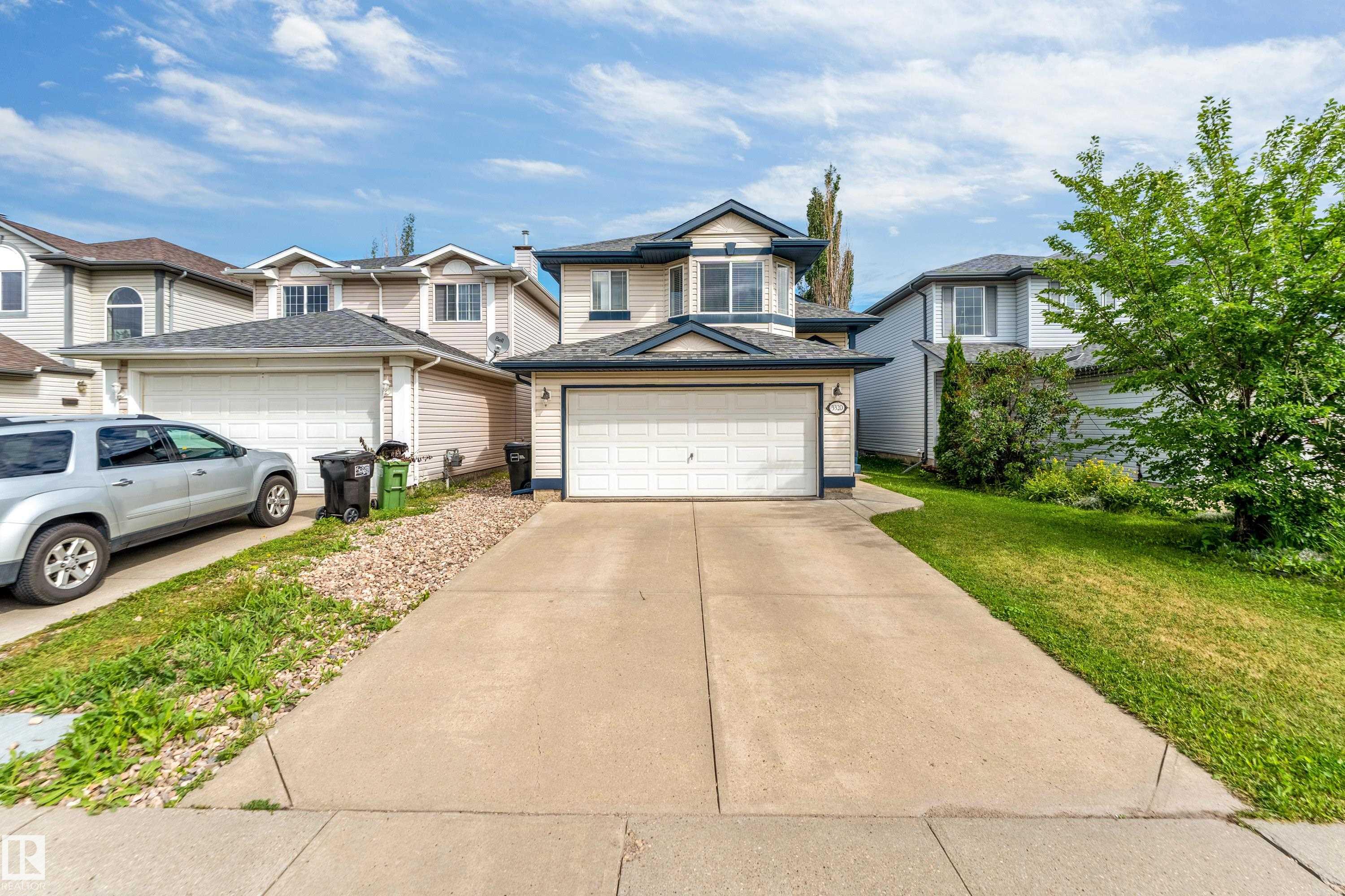 27 Av Nw Unit 3320 Ave, Edmonton, AB T6T 1P7