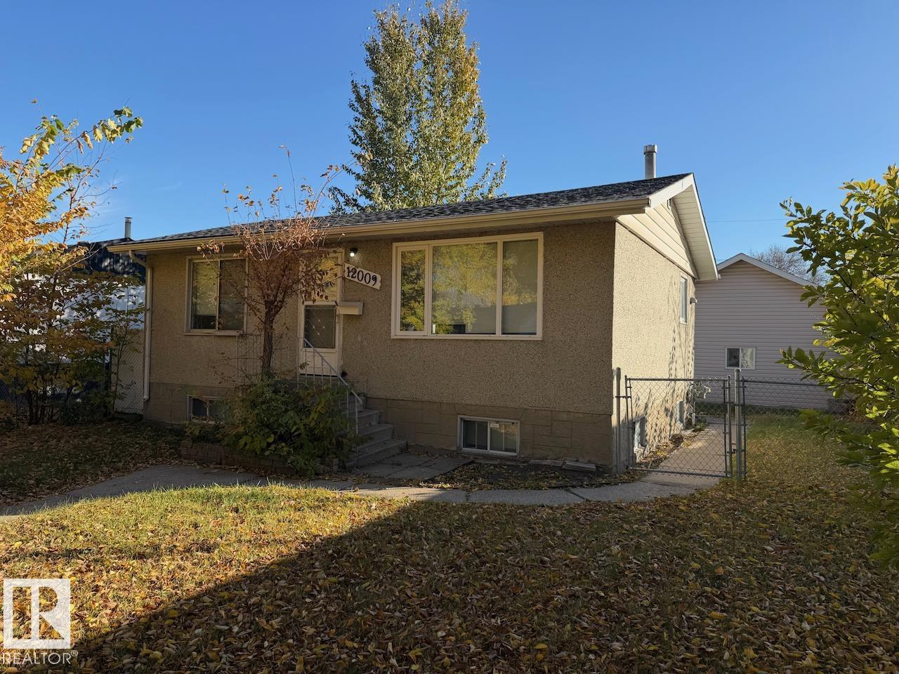 40 St Nw Unit 12009 St, Edmonton, AB T5W 2L2