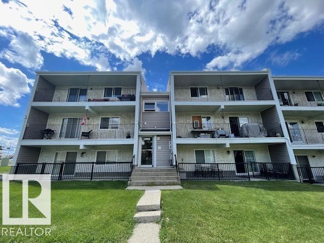 3803 76 Street Northwest #5, Edmonton, AB T6K 2P4