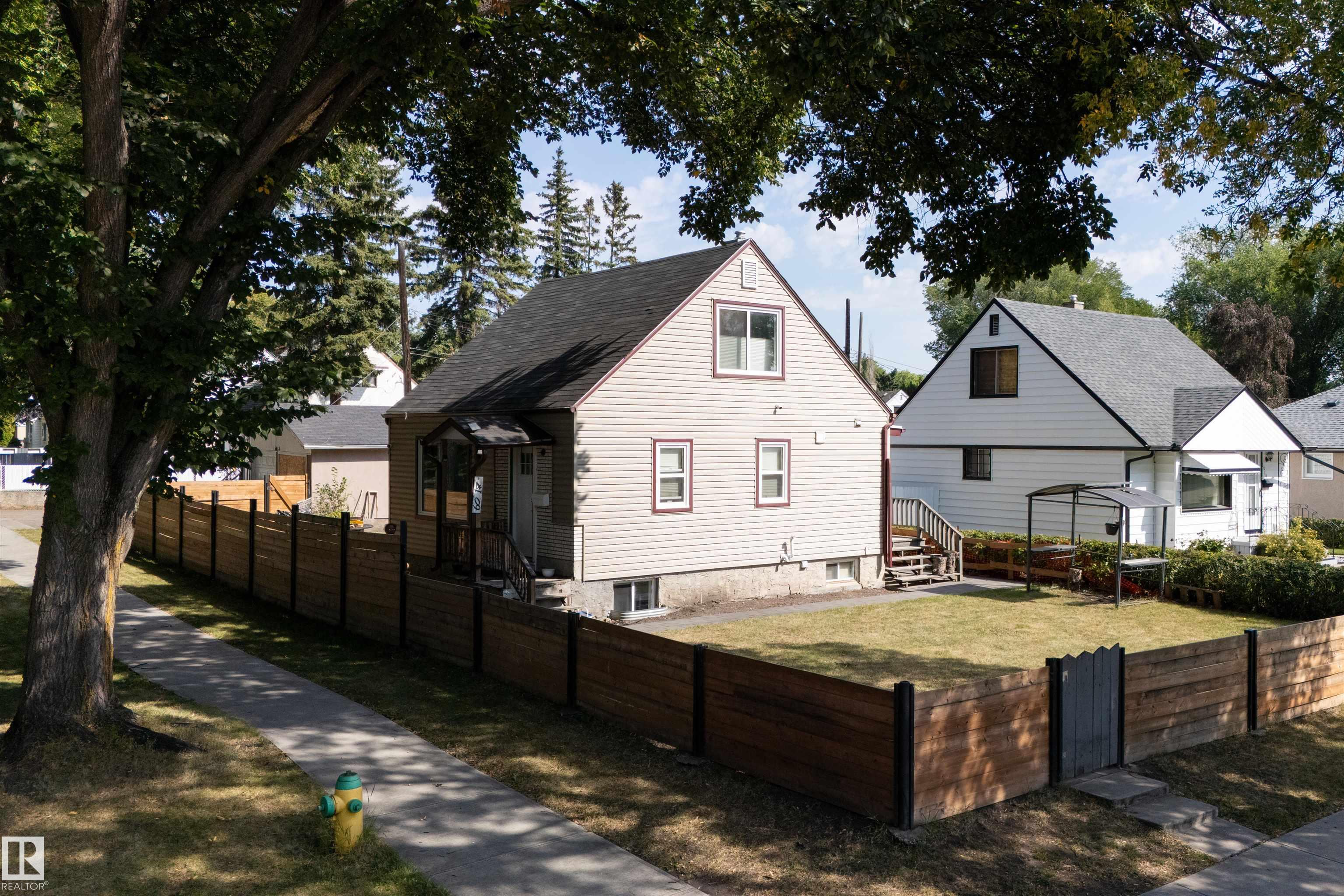 120 Av Nw Unit 6014 Ave, Edmonton, AB T5W 1L7