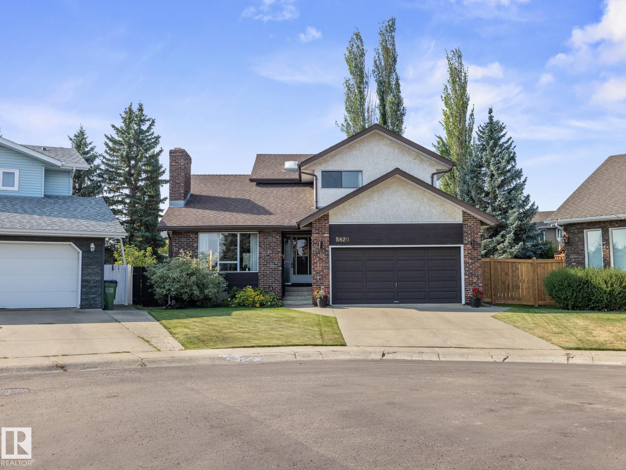 181 St Nw Unit 5820 St, Edmonton, AB T6M 1V6