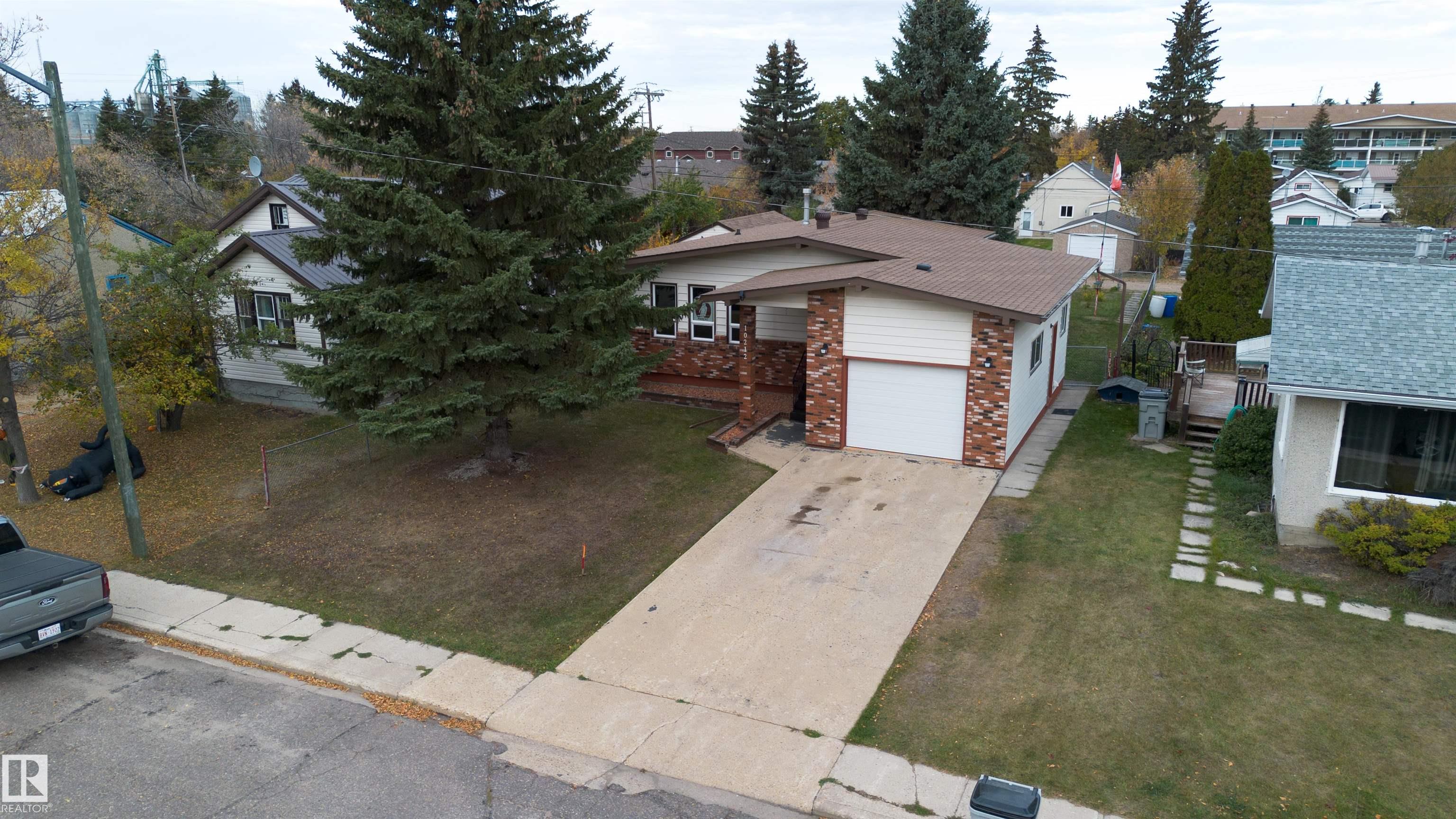 105 St Unit 10212 St, Westlock, AB T7P 1W1