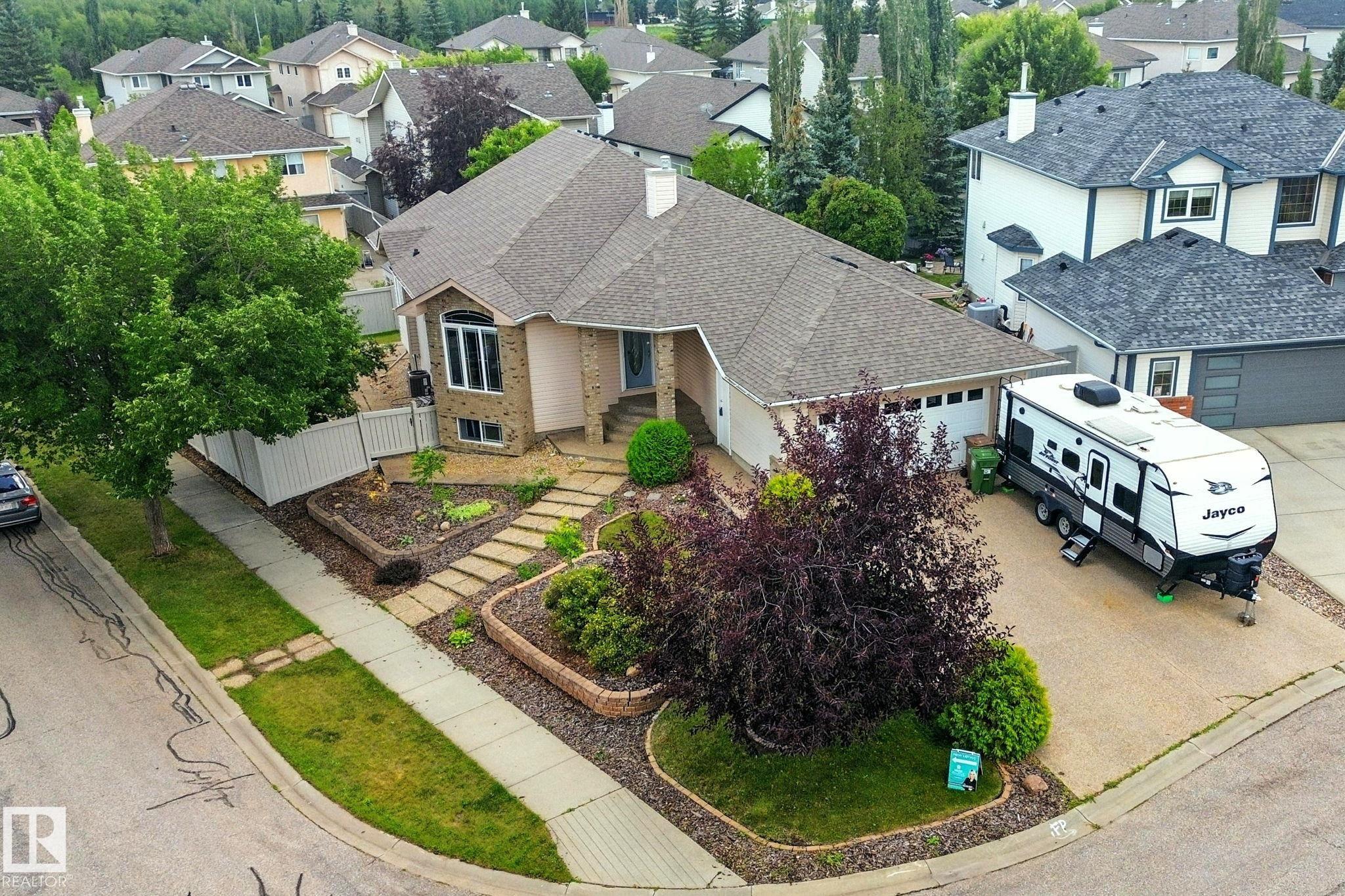 17 Kendall Cr Cres, St. Albert, AB T8N 6X8