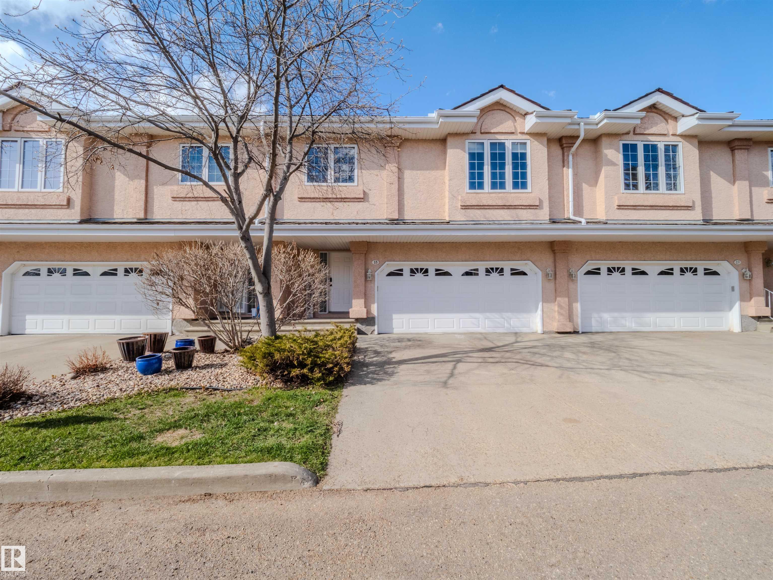 64 Blackburn Drive West Southwest #18, Edmonton, AB T6W 1C1