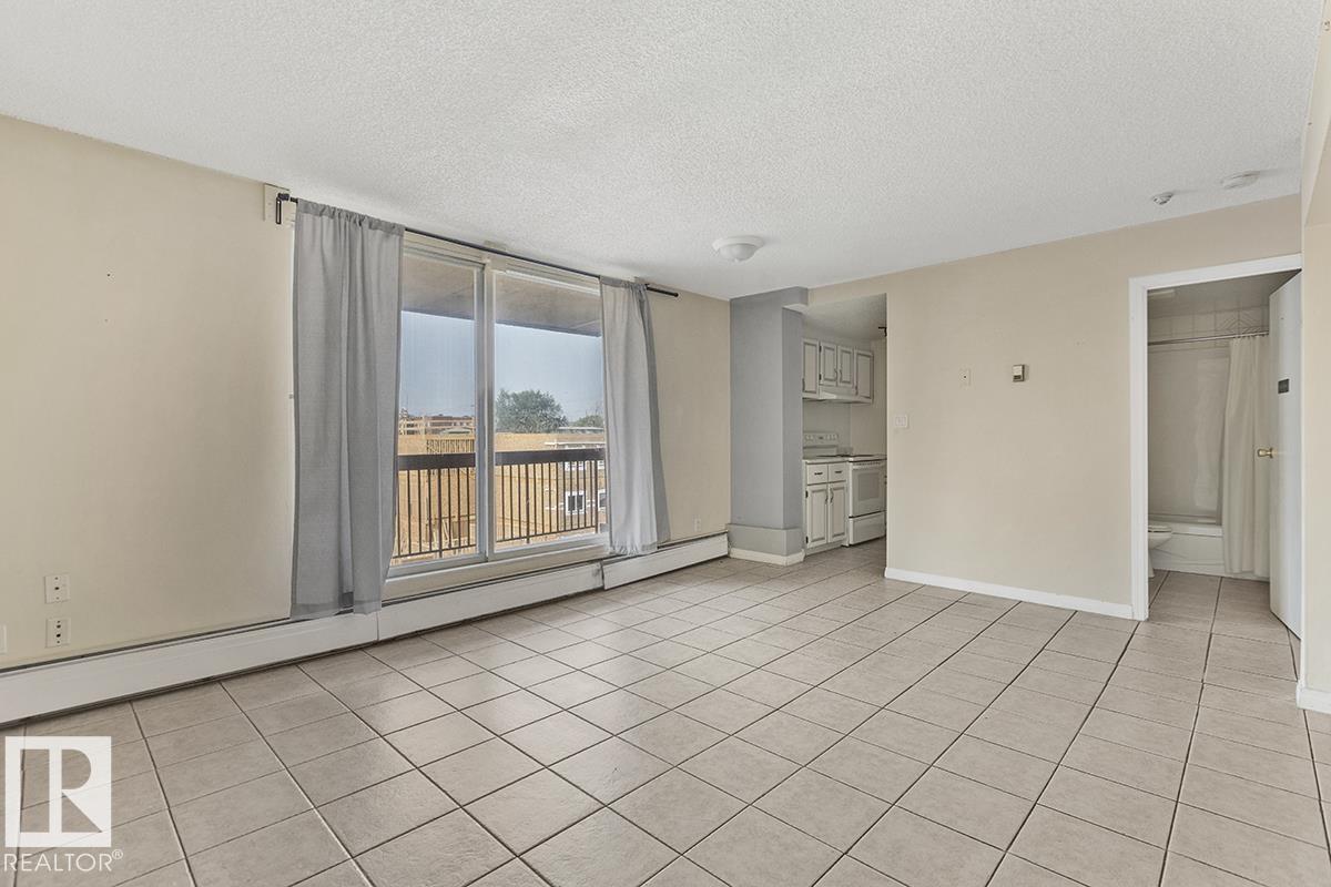 12831 66 Street Northwest #411, Edmonton, AB T5L 0A4