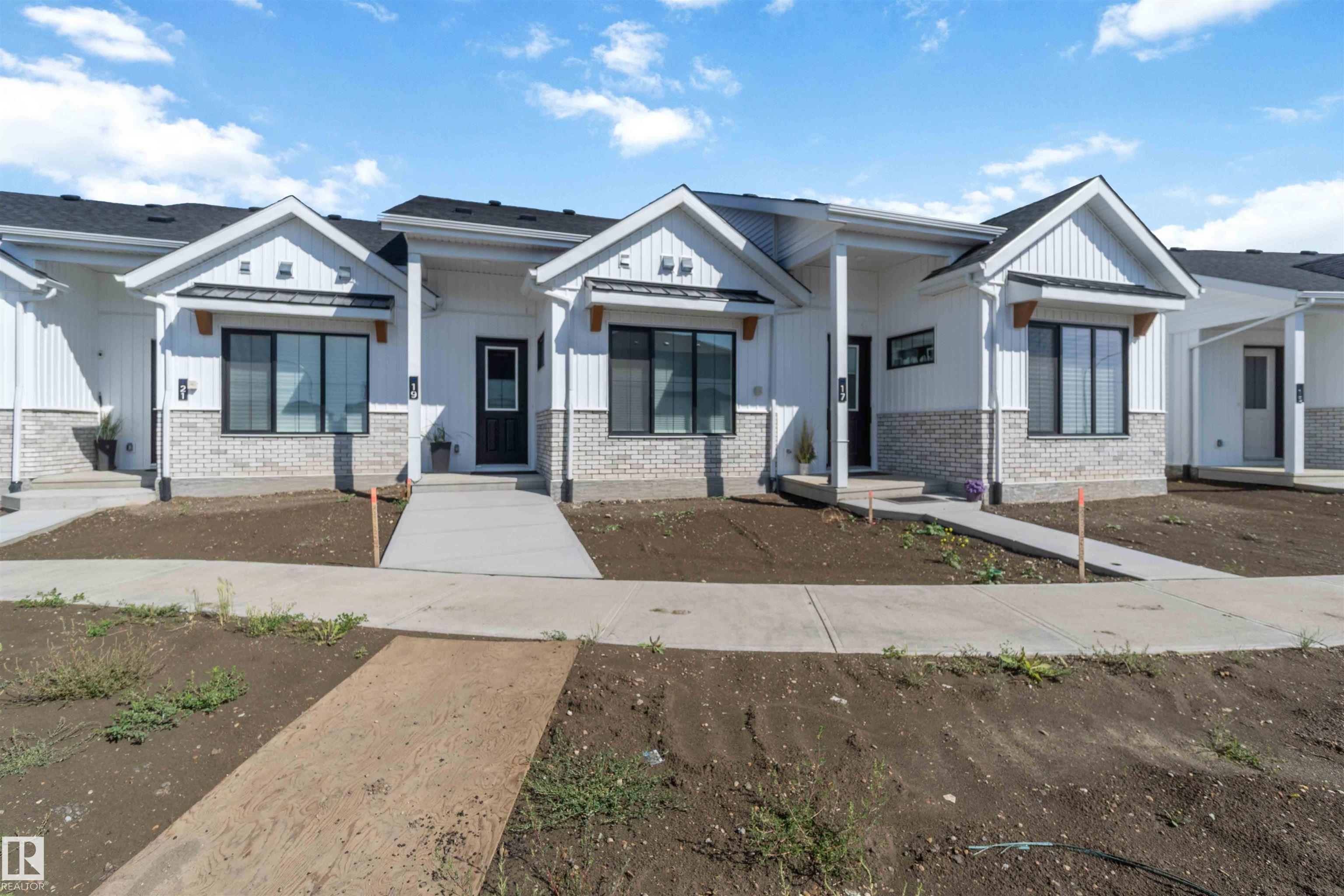 19 Deer Meadow Cr Cres, Fort Saskatchewan, AB T8L 1Z4