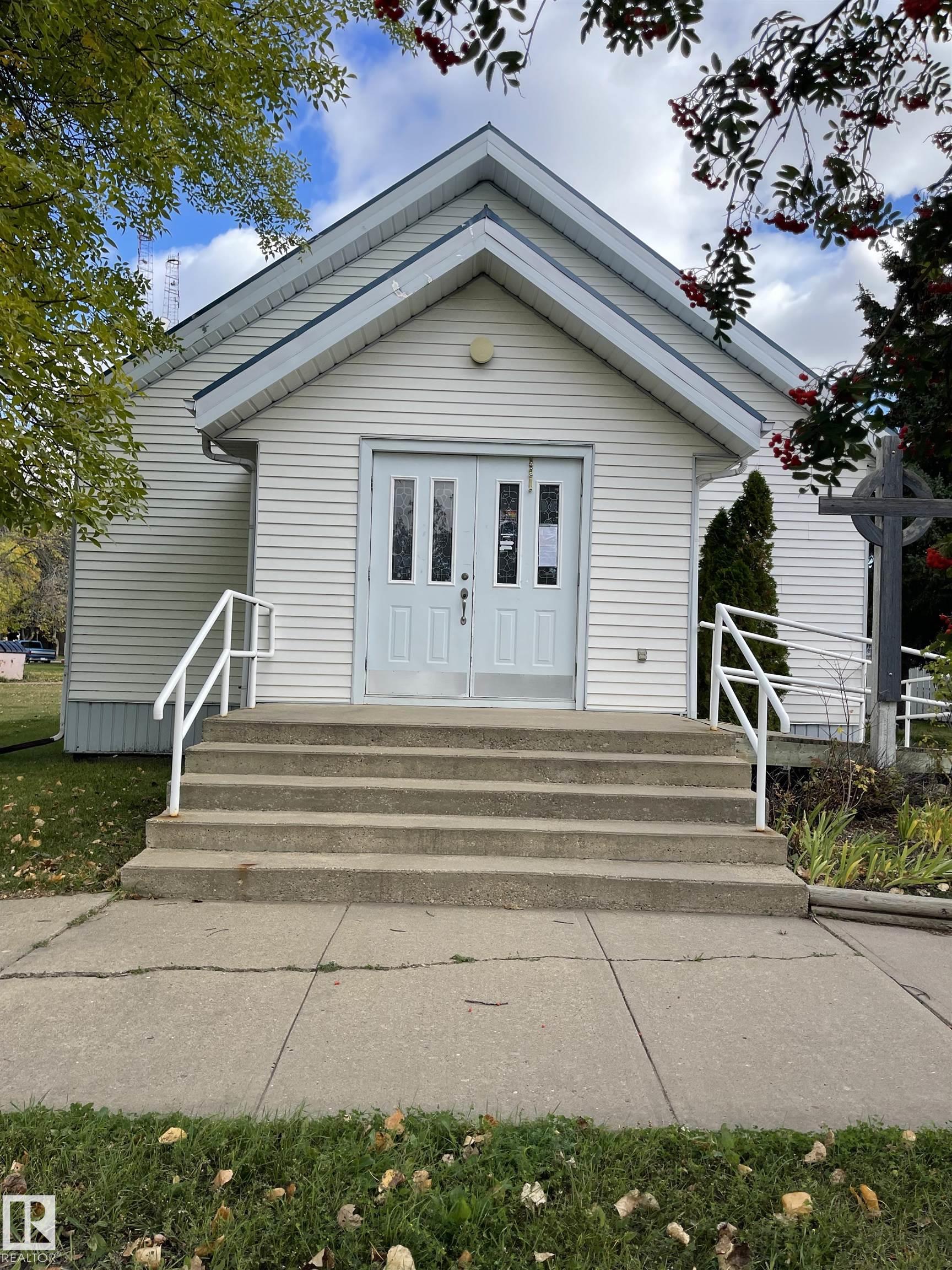 48 Av Unit 5042 Ave, Vegreville, AB T9C 1R5