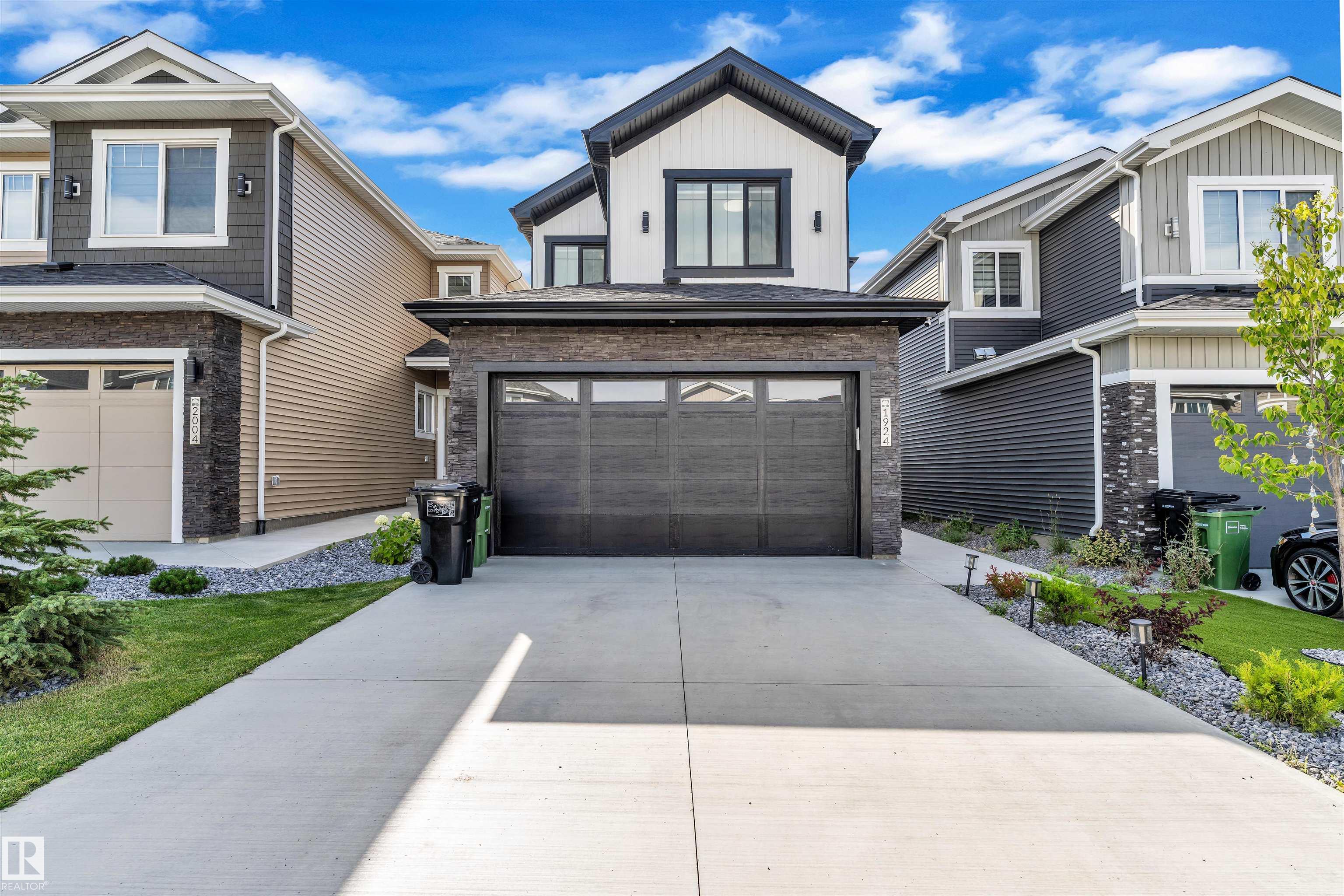 164 St Sw Unit 1924 St, Edmonton, AB T6W 5J9