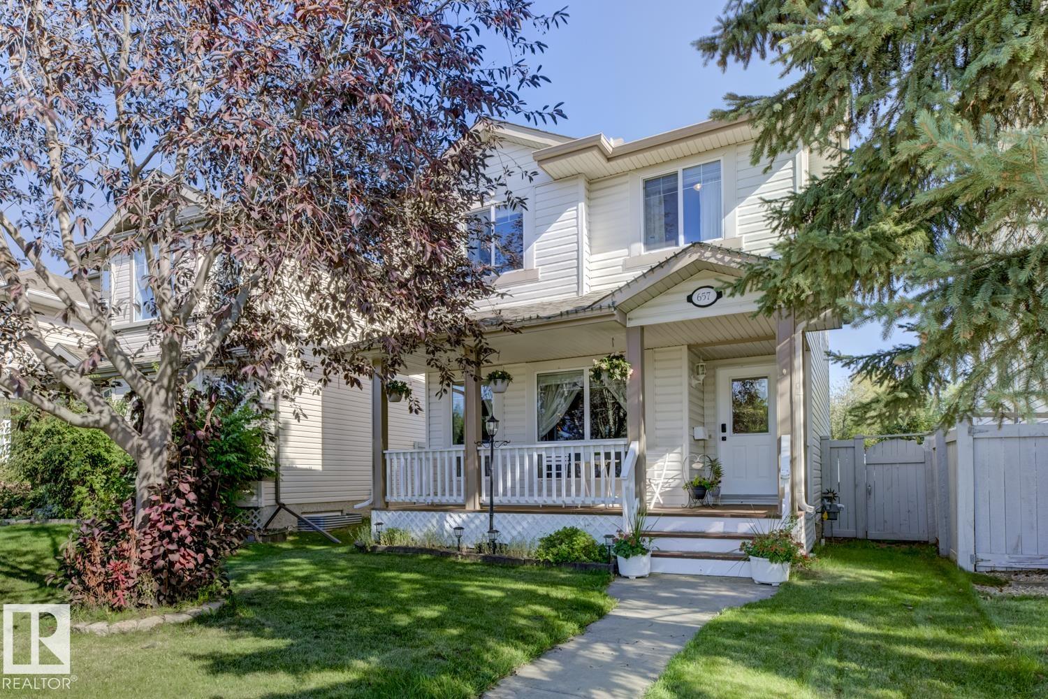 657 Glenwright Cr Cres NW, Edmonton, AB T5T 6K6
