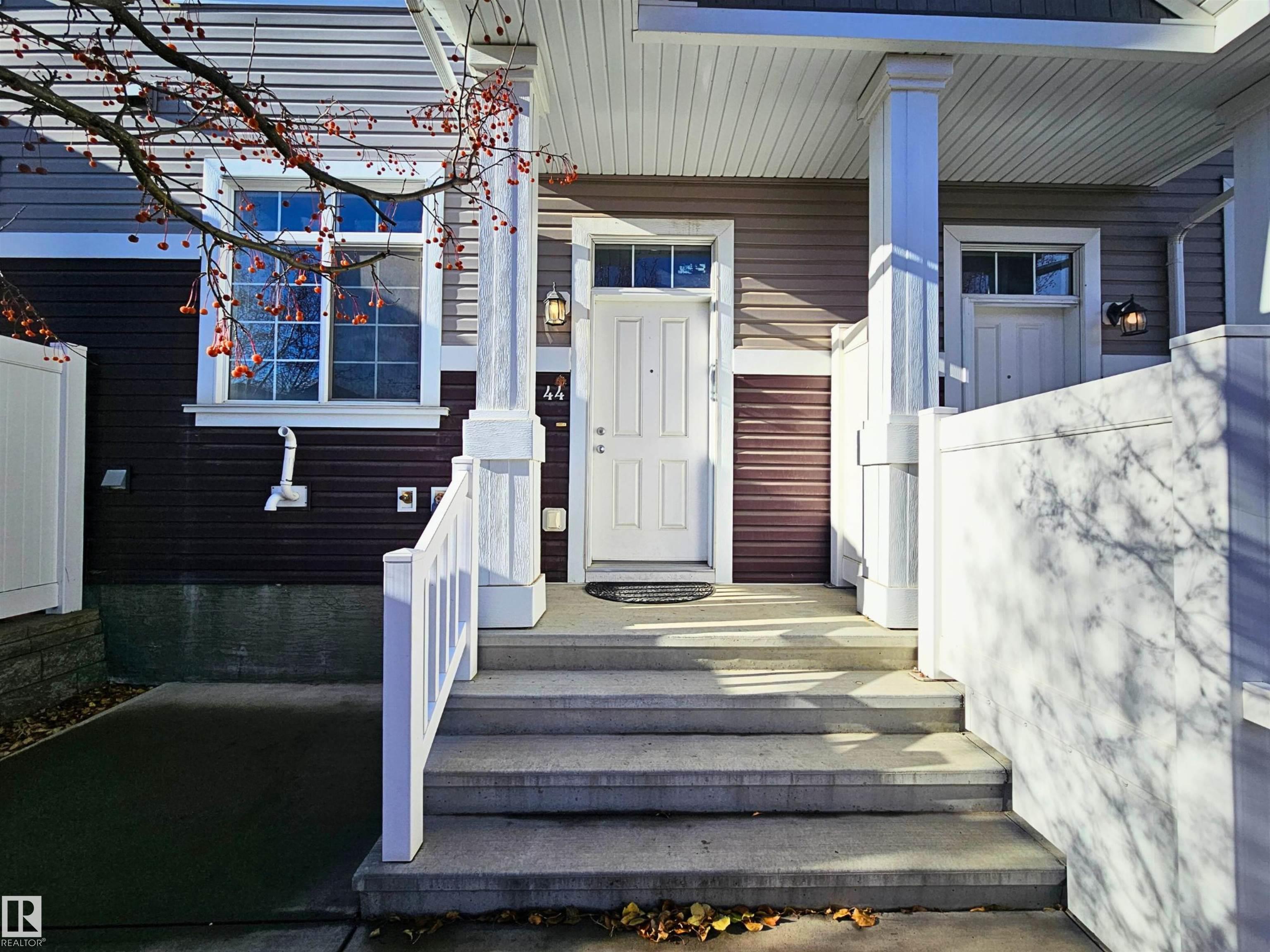 9151 Shaw Way Southwest #44, Edmonton, AB T6X 1W7