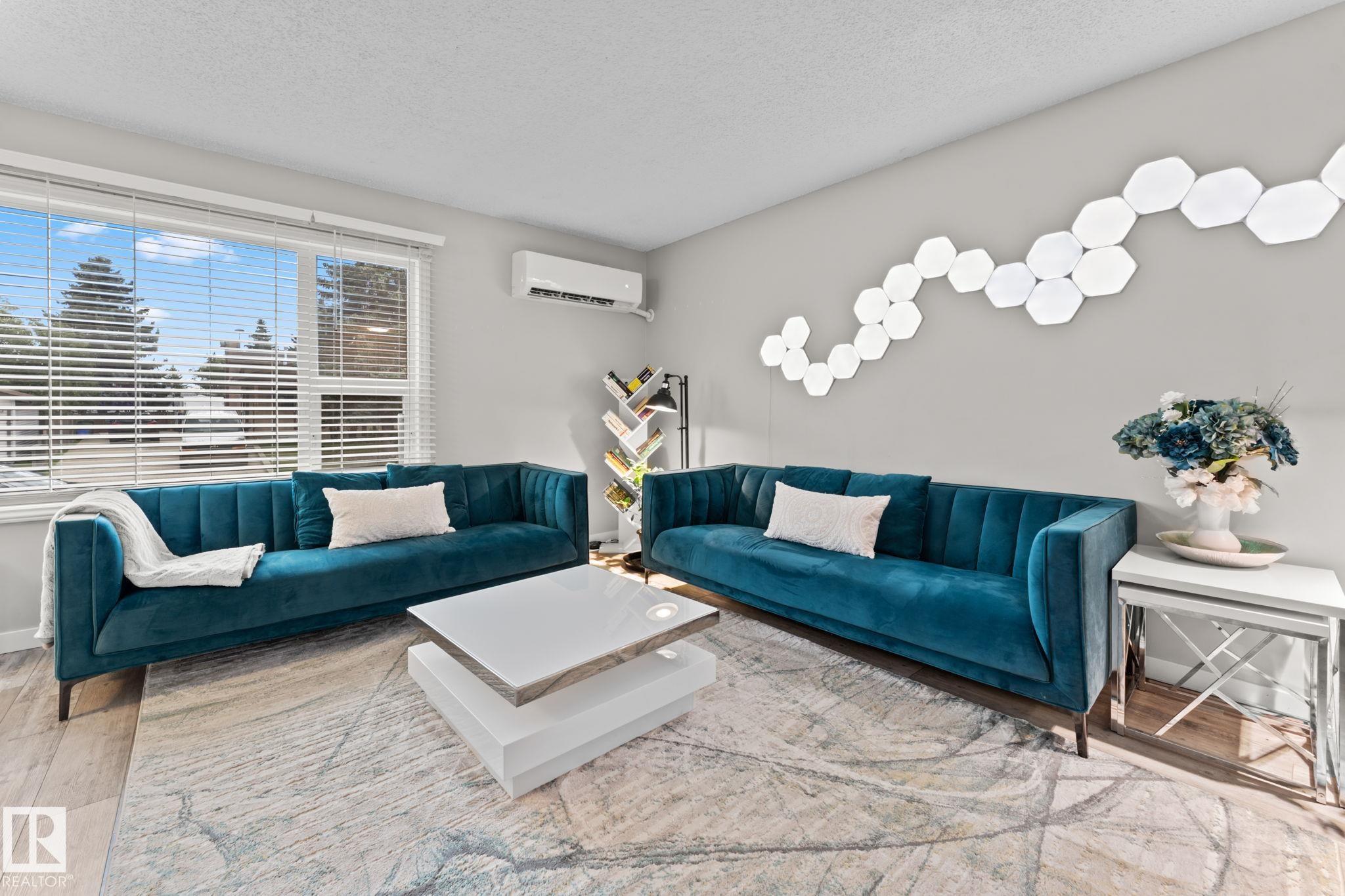 177 Av Nw Unit 9316 Ave, Edmonton, AB T5Z 2H3